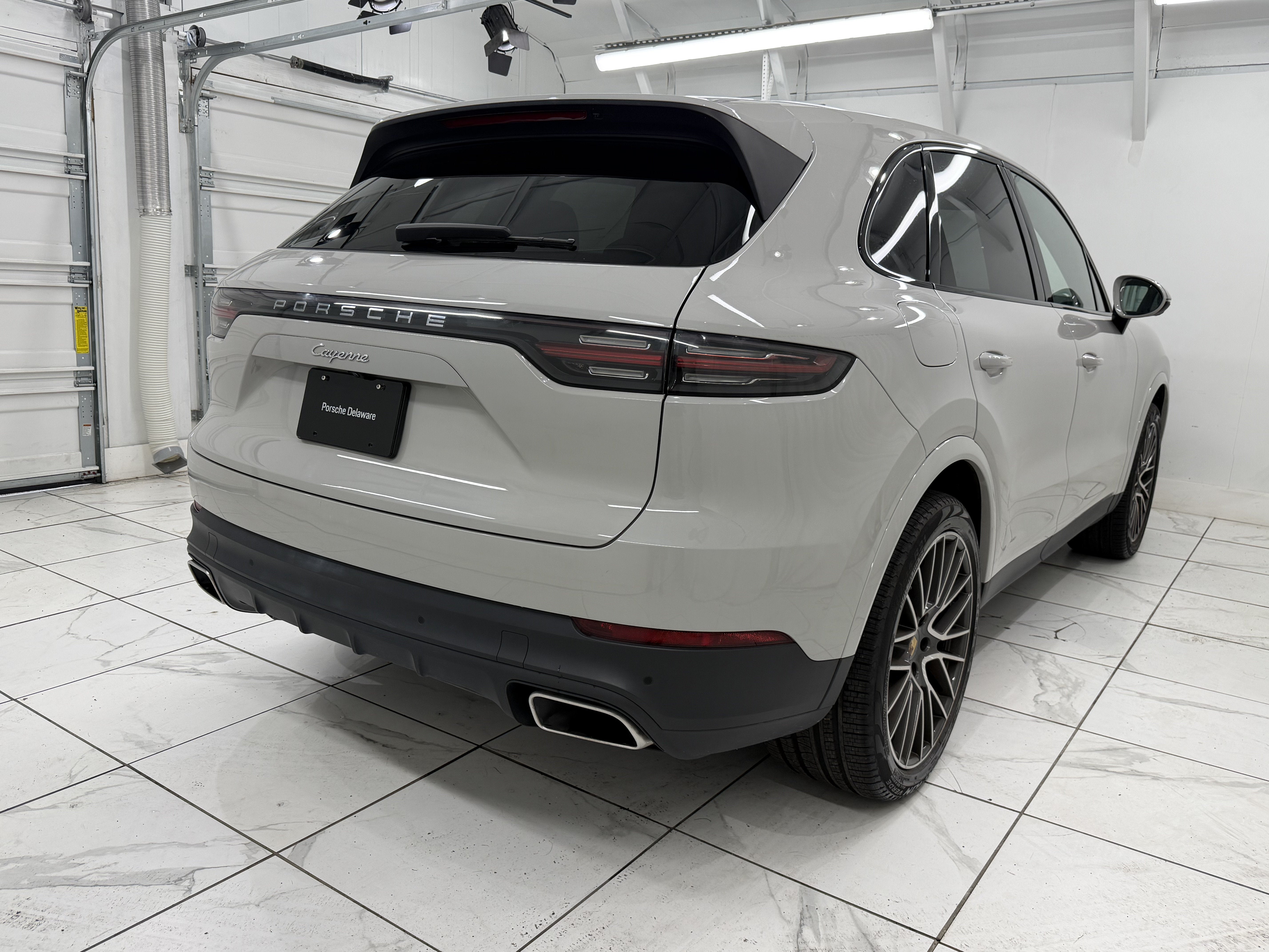 2023 Porsche Cayenne Base