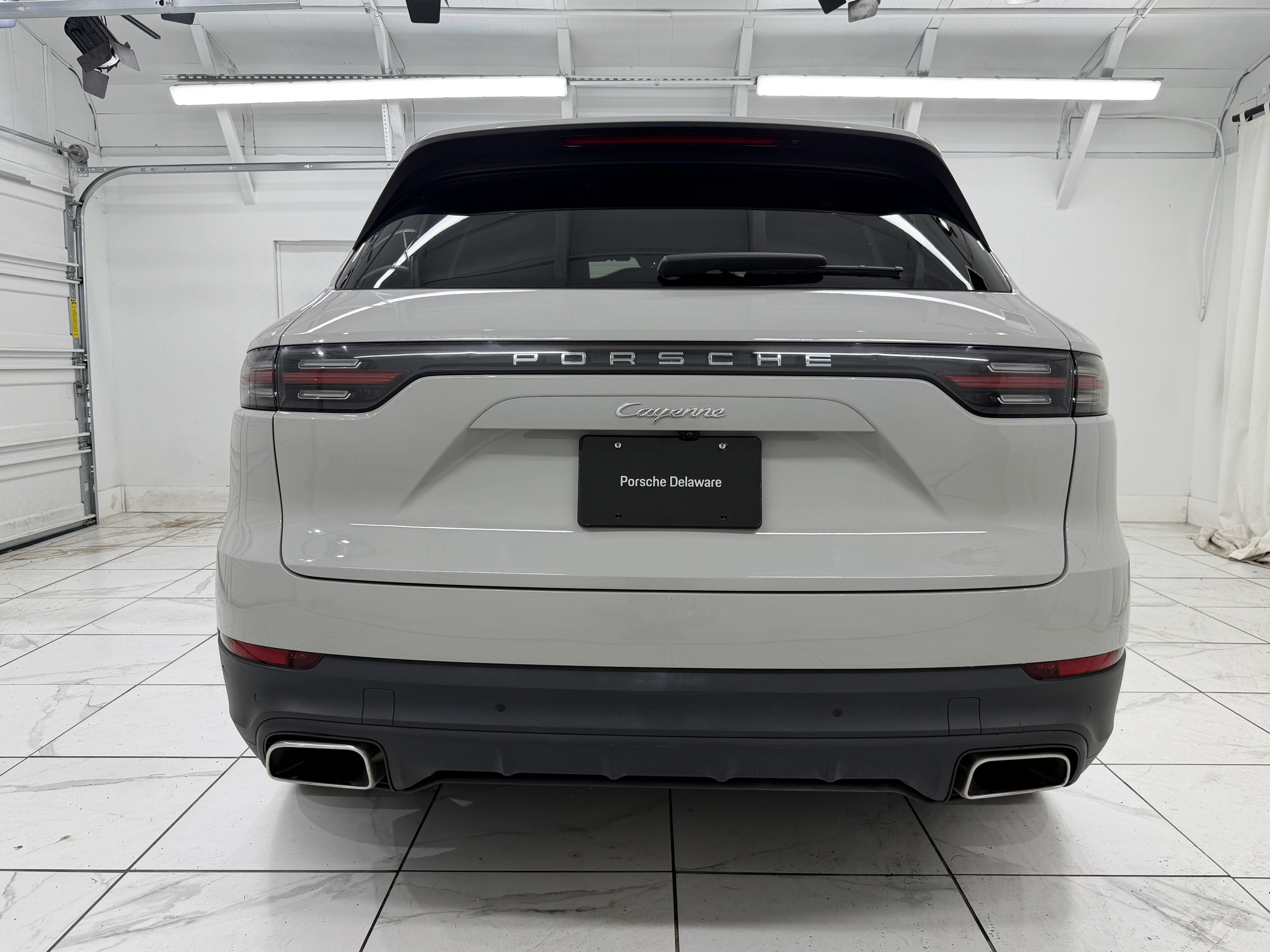 2023 Porsche Cayenne Base