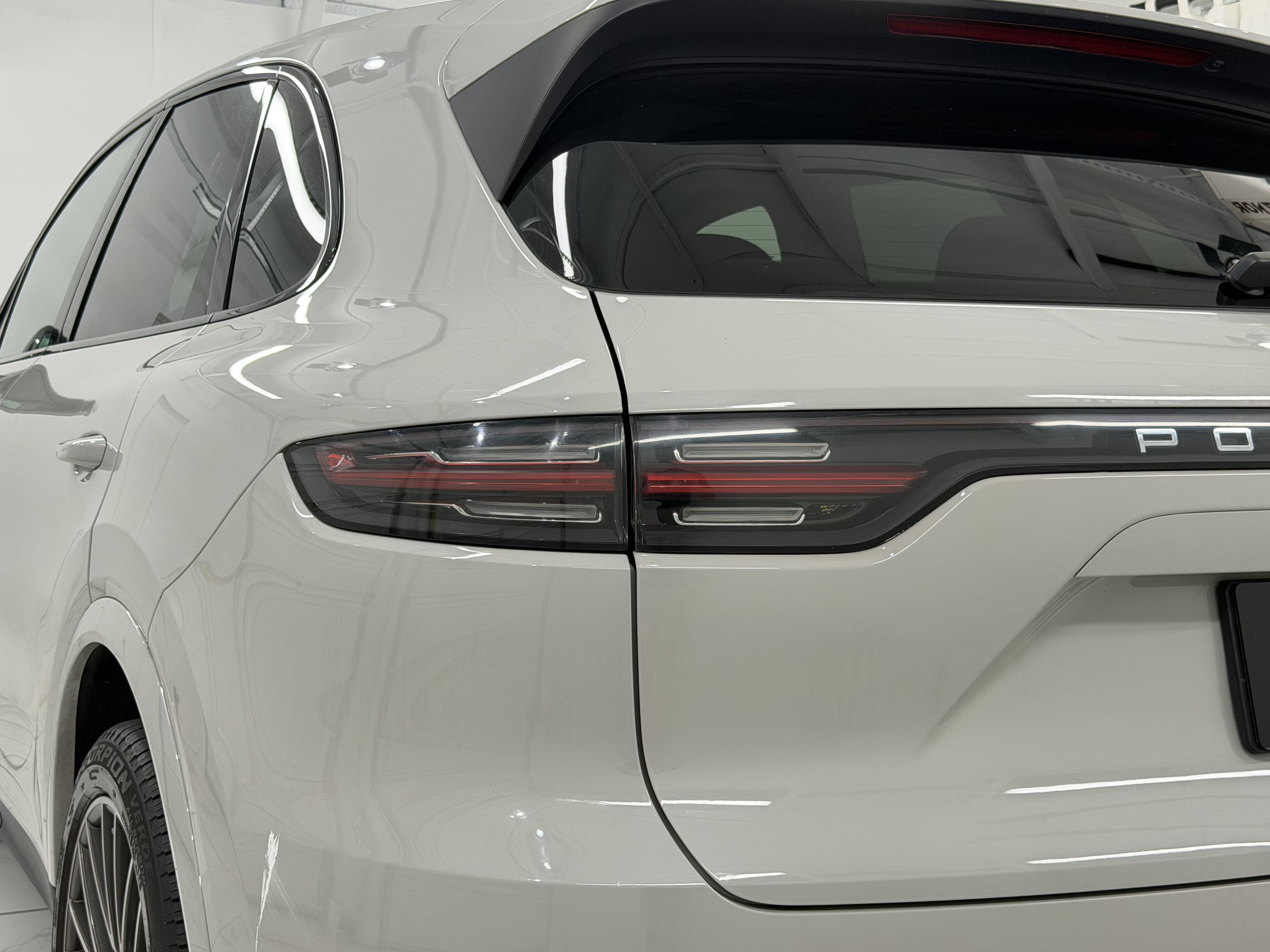 2023 Porsche Cayenne Base