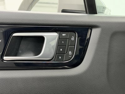 2023 Porsche Cayenne Base