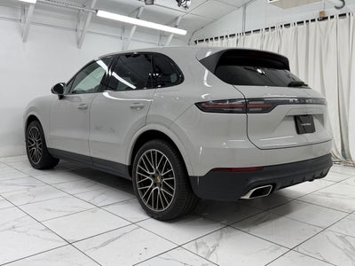 2023 Porsche Cayenne Base