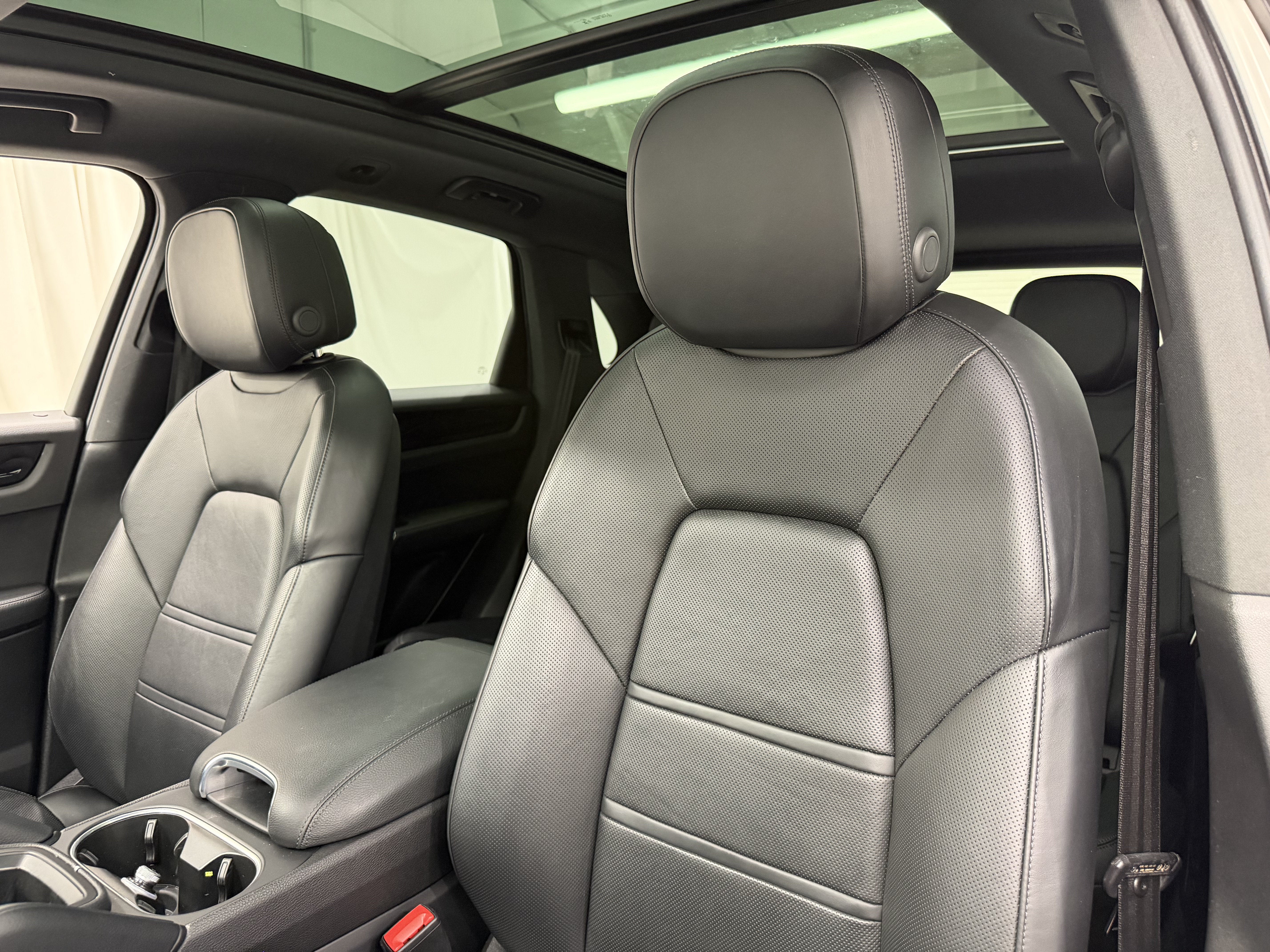 2023 Porsche Cayenne Base