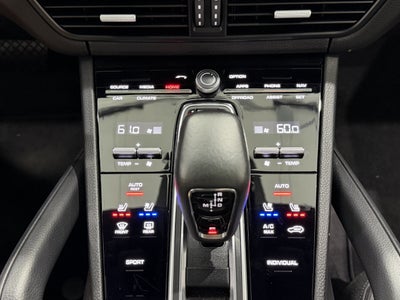 2023 Porsche Cayenne Base