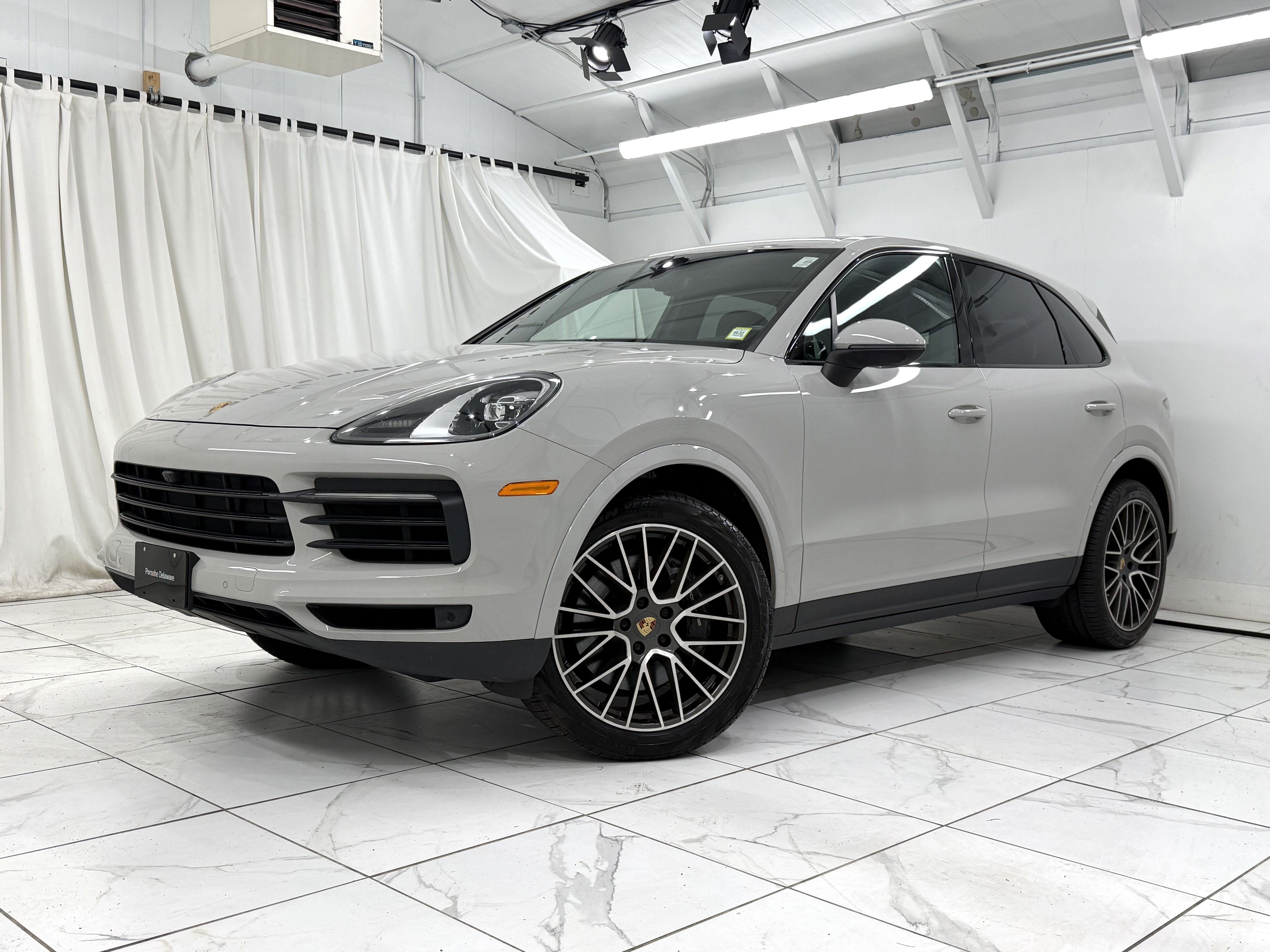 2023 Porsche Cayenne Base