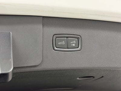 2023 Porsche Cayenne Base