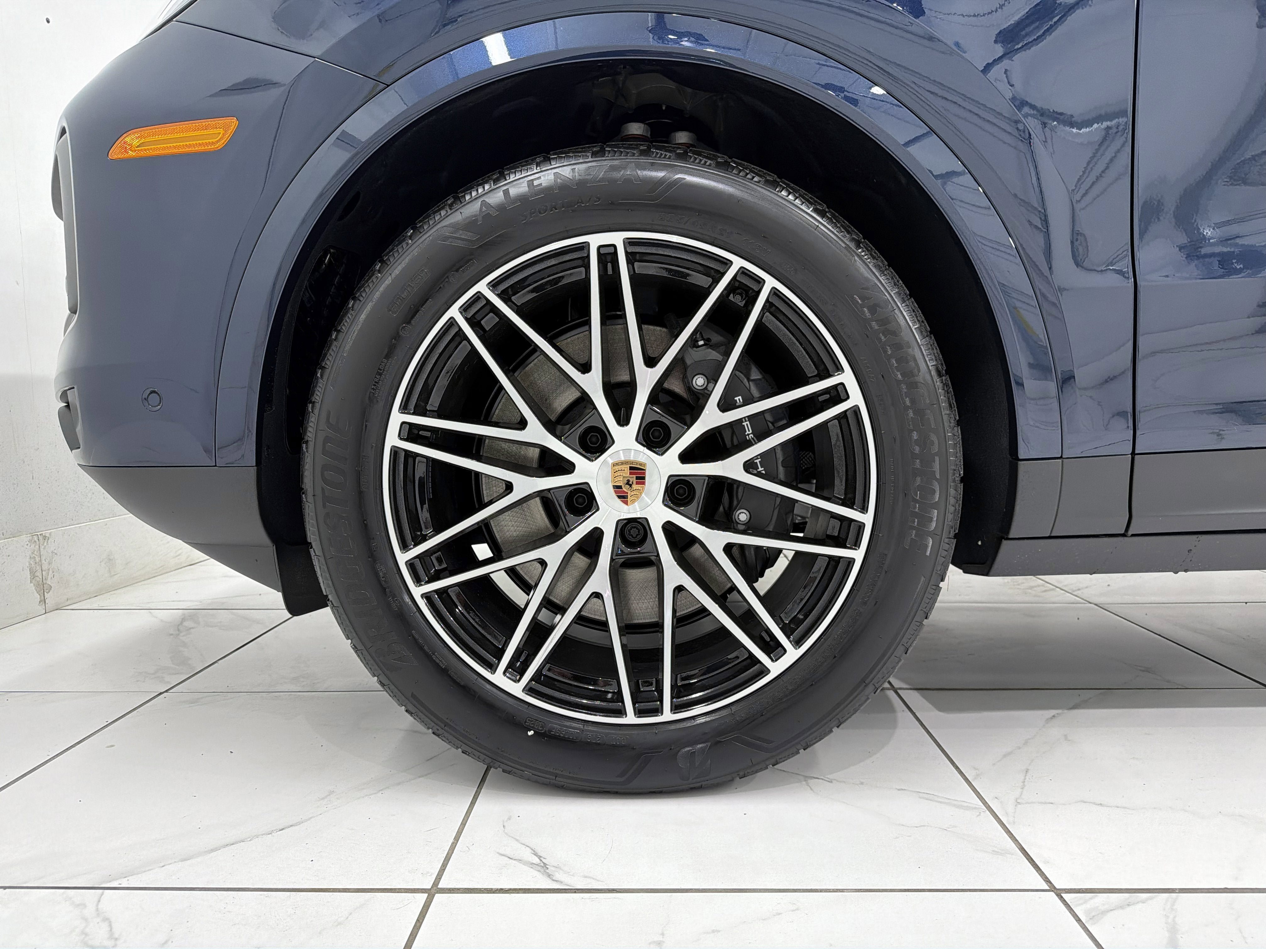 2026 Porsche Cayenne AWD