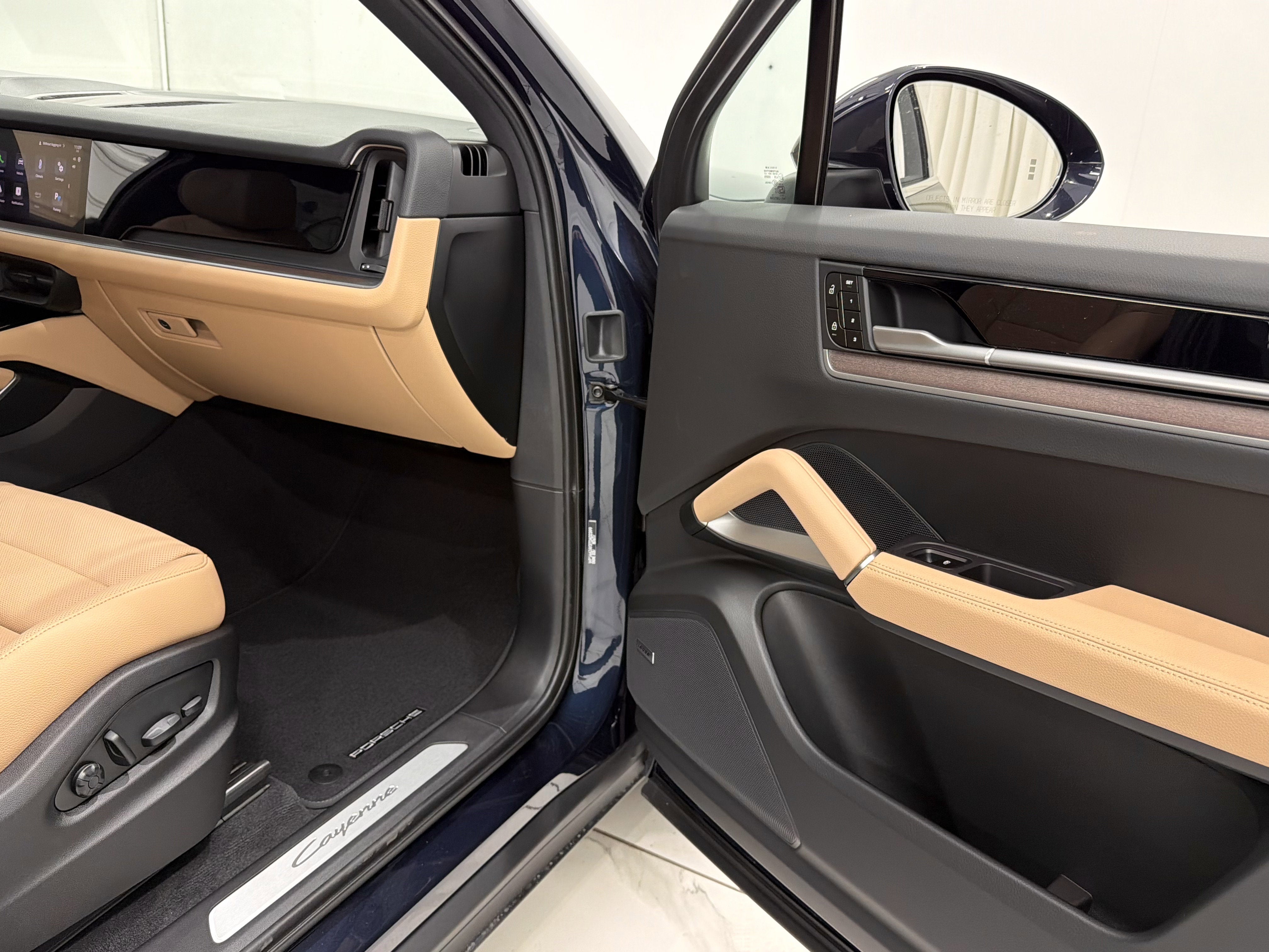 2026 Porsche Cayenne AWD