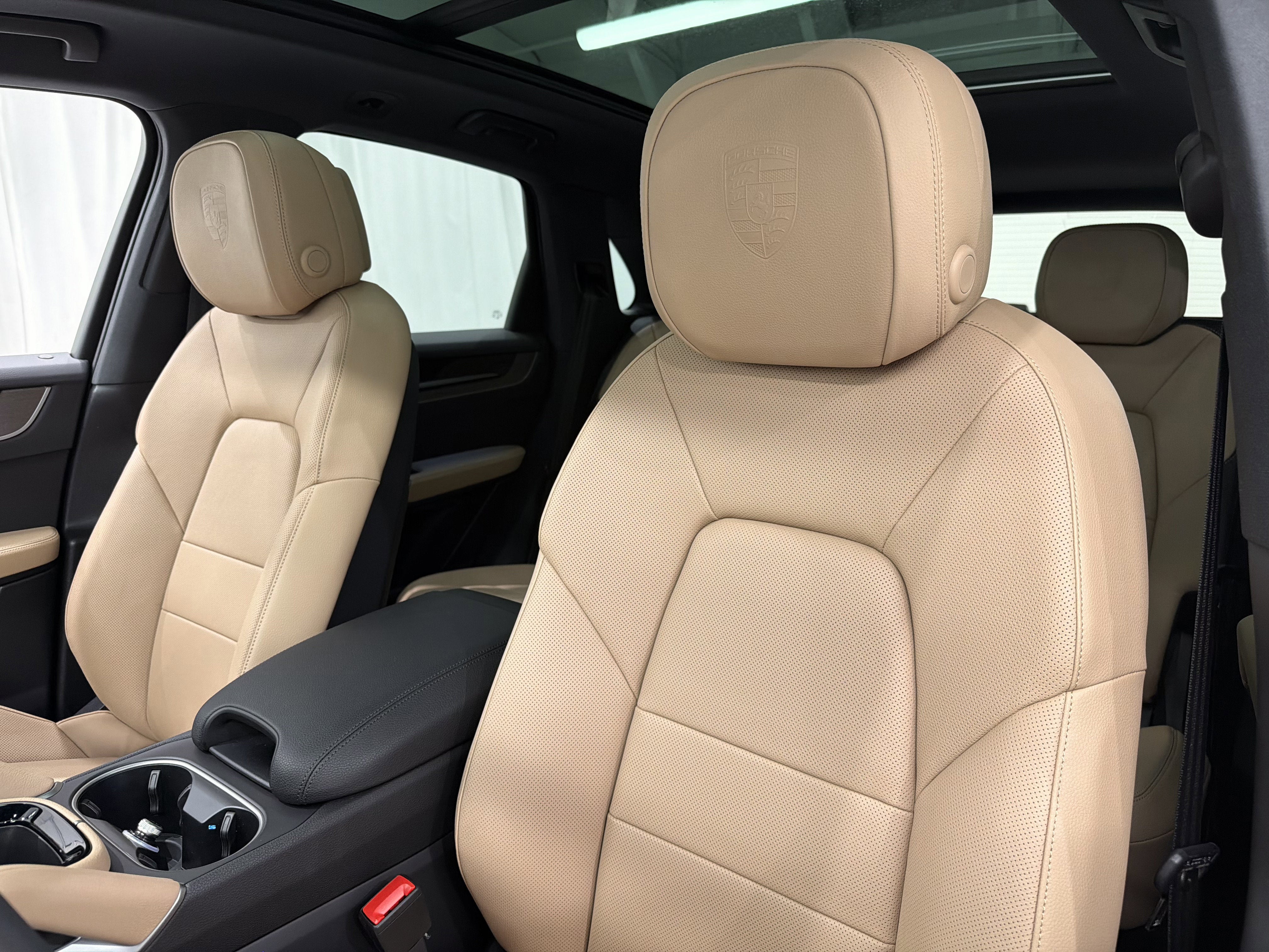 2026 Porsche Cayenne AWD