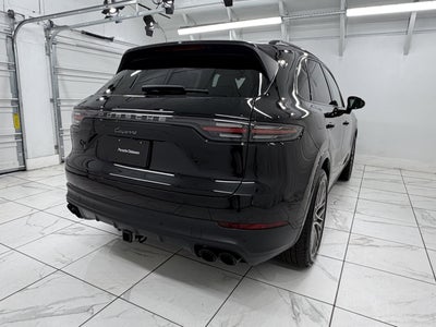 2023 Porsche Cayenne Platinum Edition