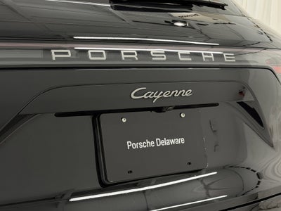 2023 Porsche Cayenne Platinum Edition