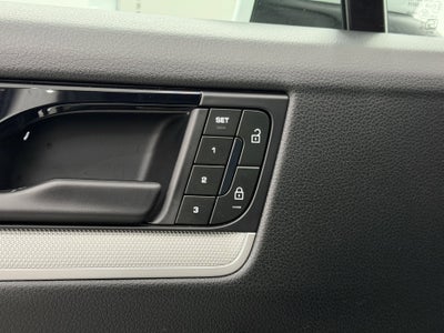 2025 Porsche Cayenne AWD