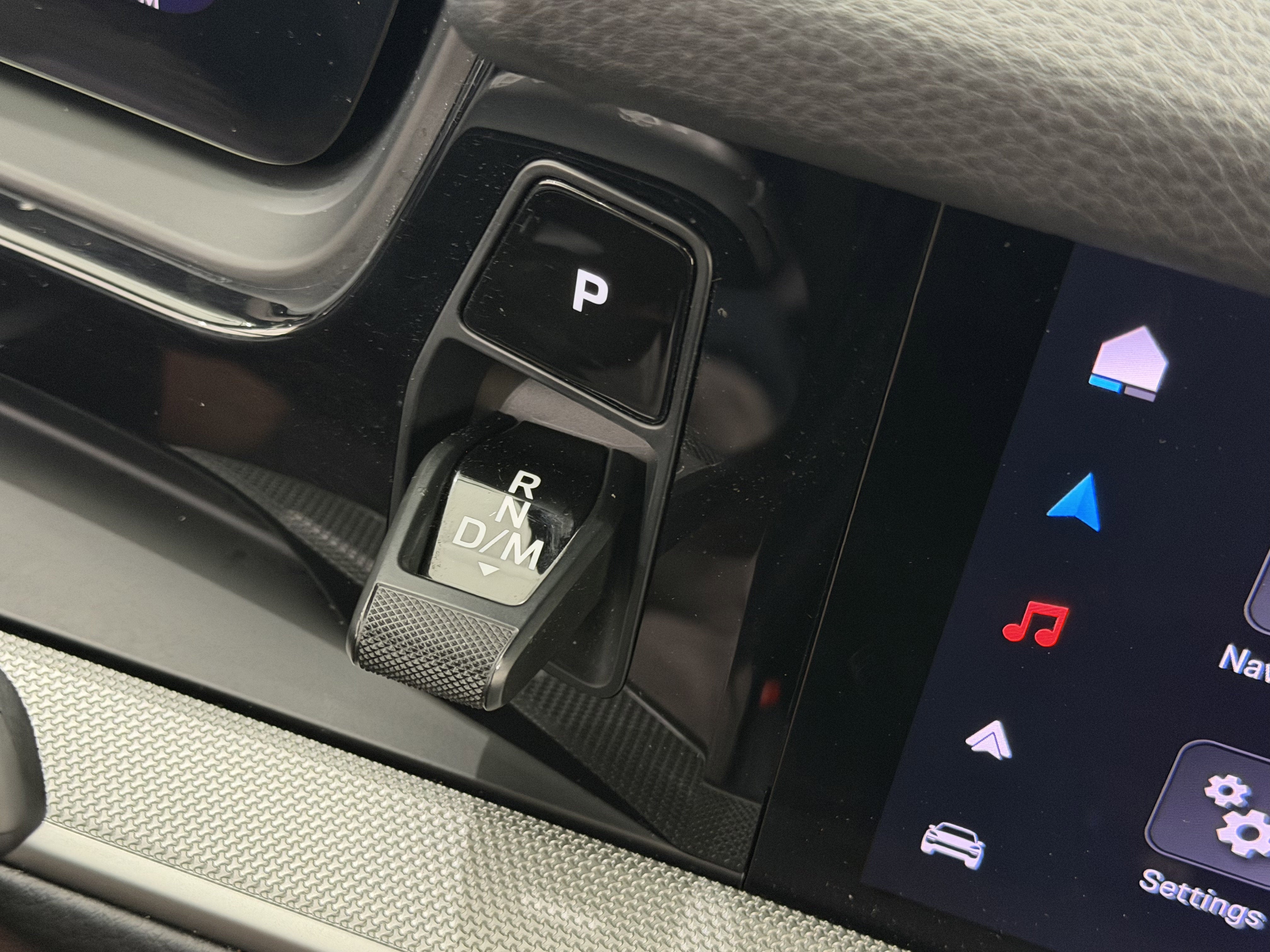 2025 Porsche Cayenne AWD