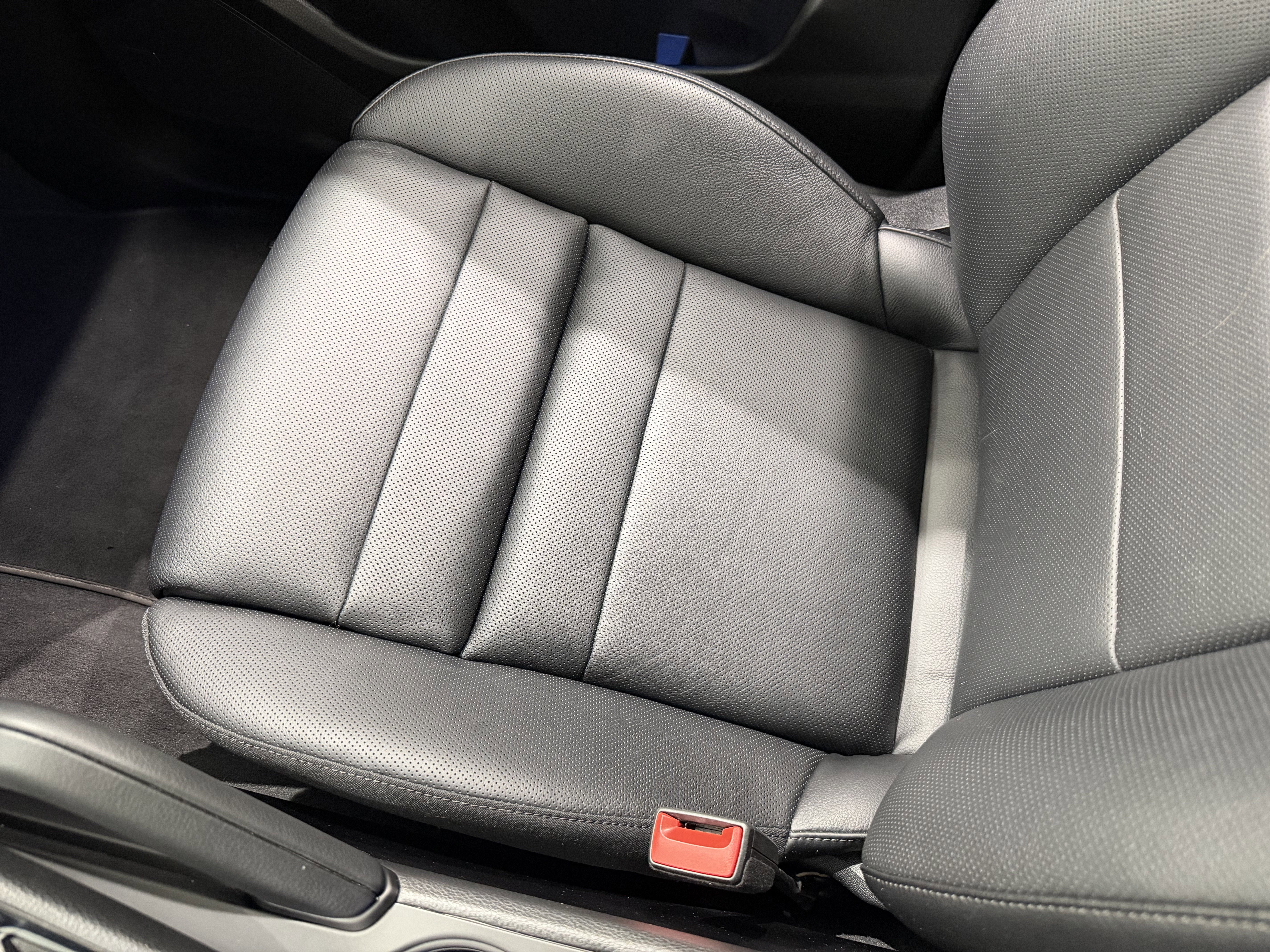 2025 Porsche Cayenne AWD