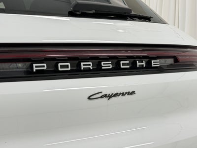 2025 Porsche Cayenne AWD