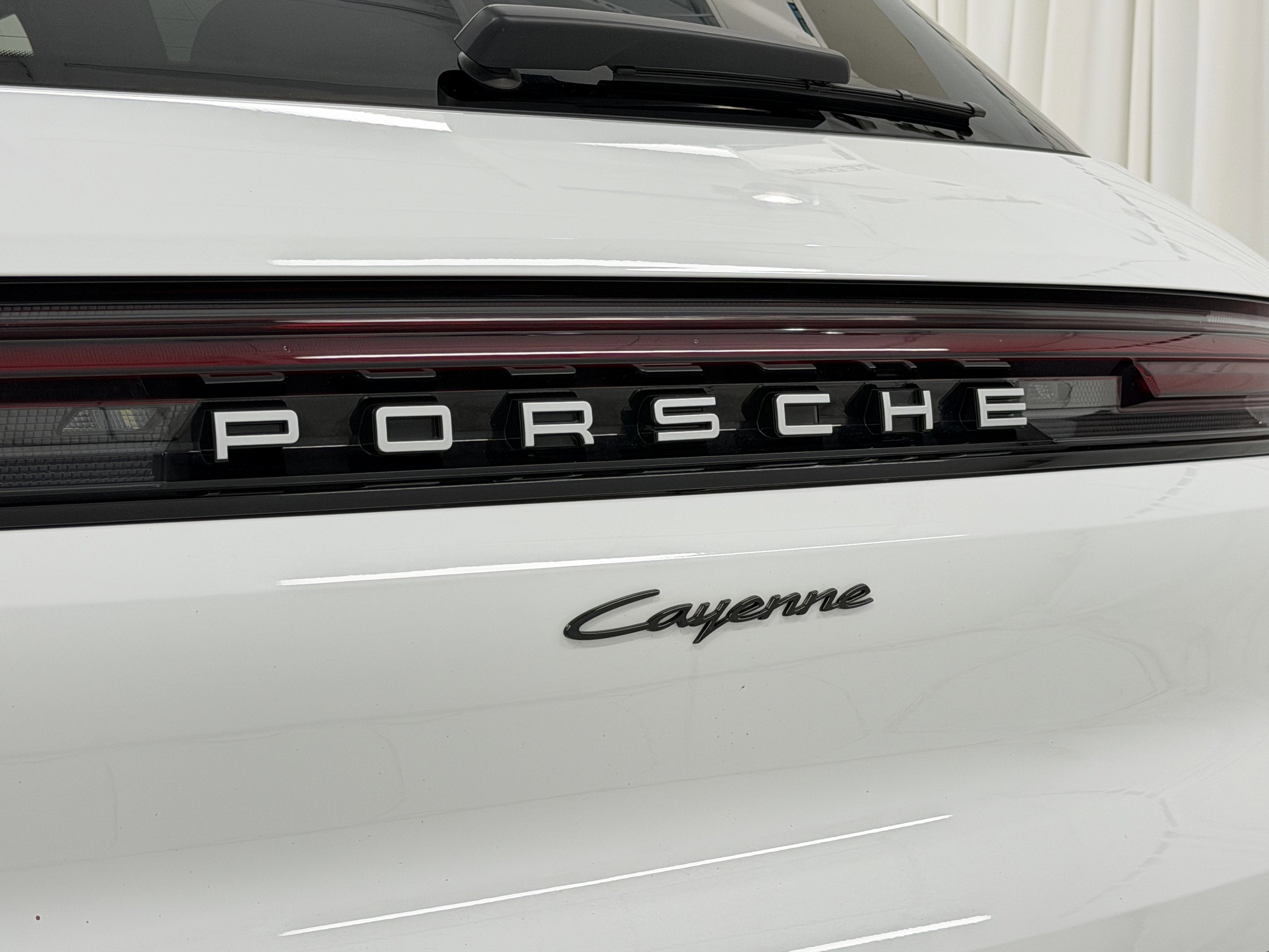 2025 Porsche Cayenne AWD