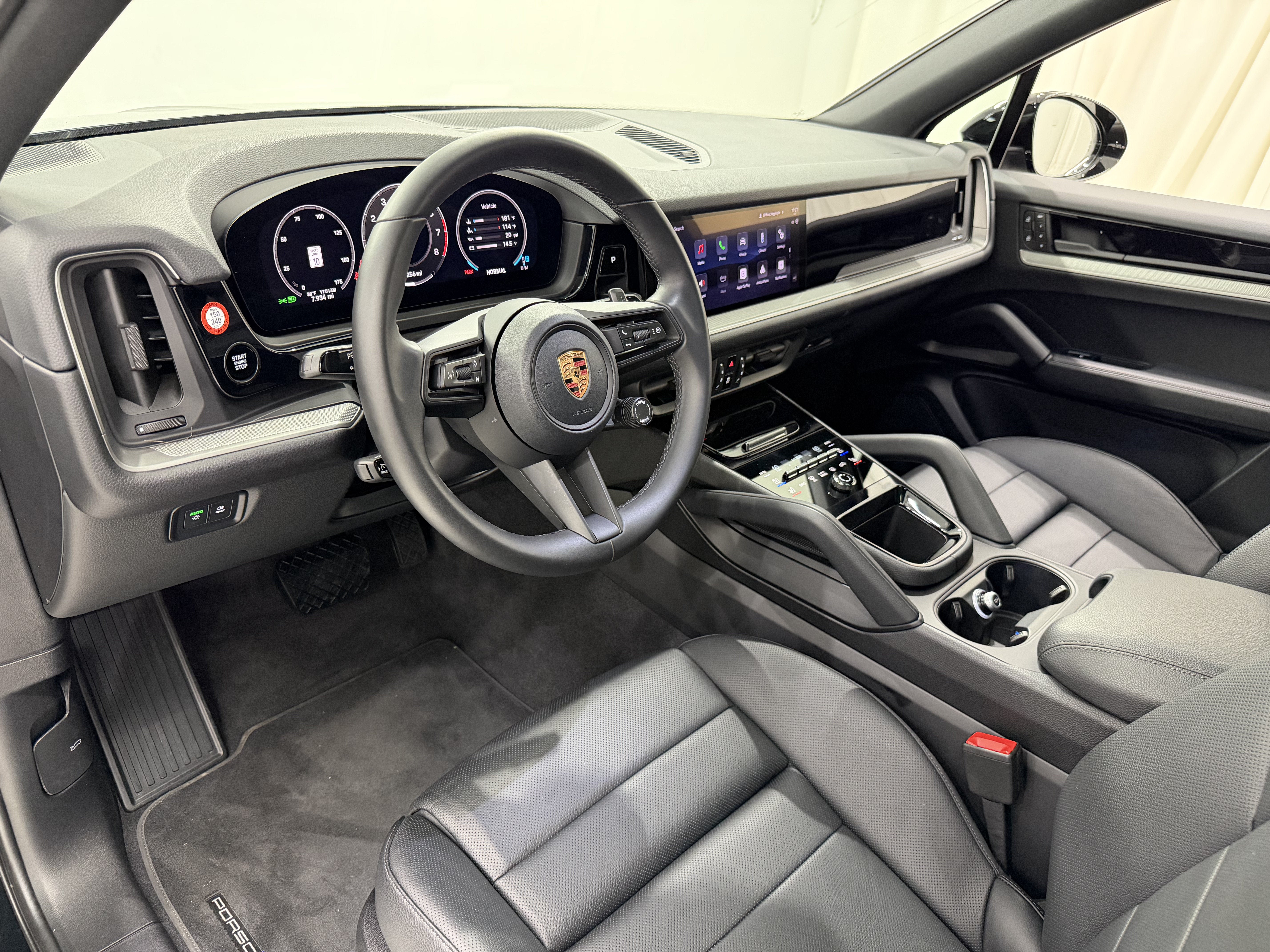 2026 Porsche Cayenne AWD
