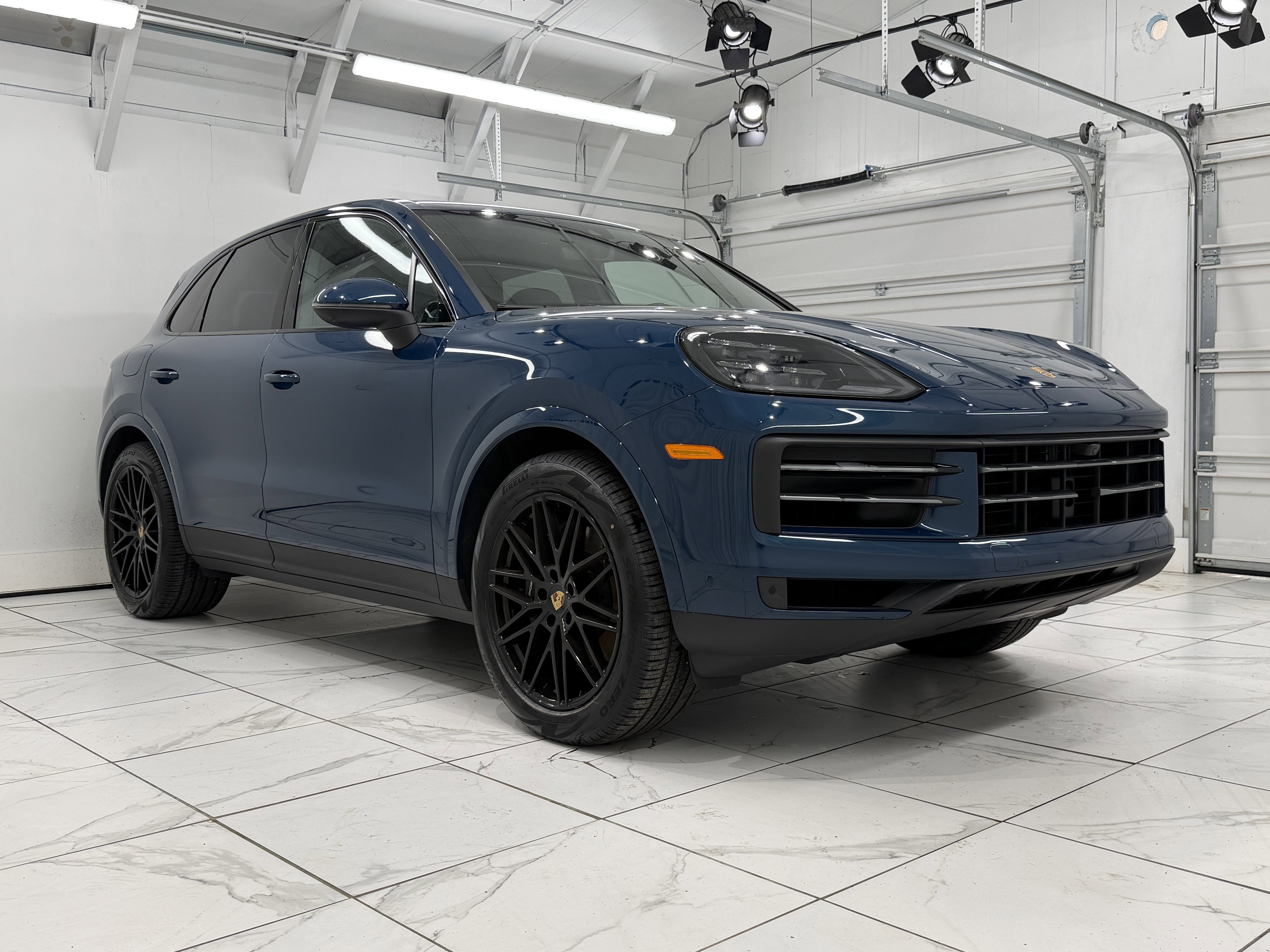 2024 Porsche Cayenne AWD
