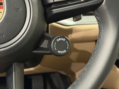 2024 Porsche Cayenne AWD