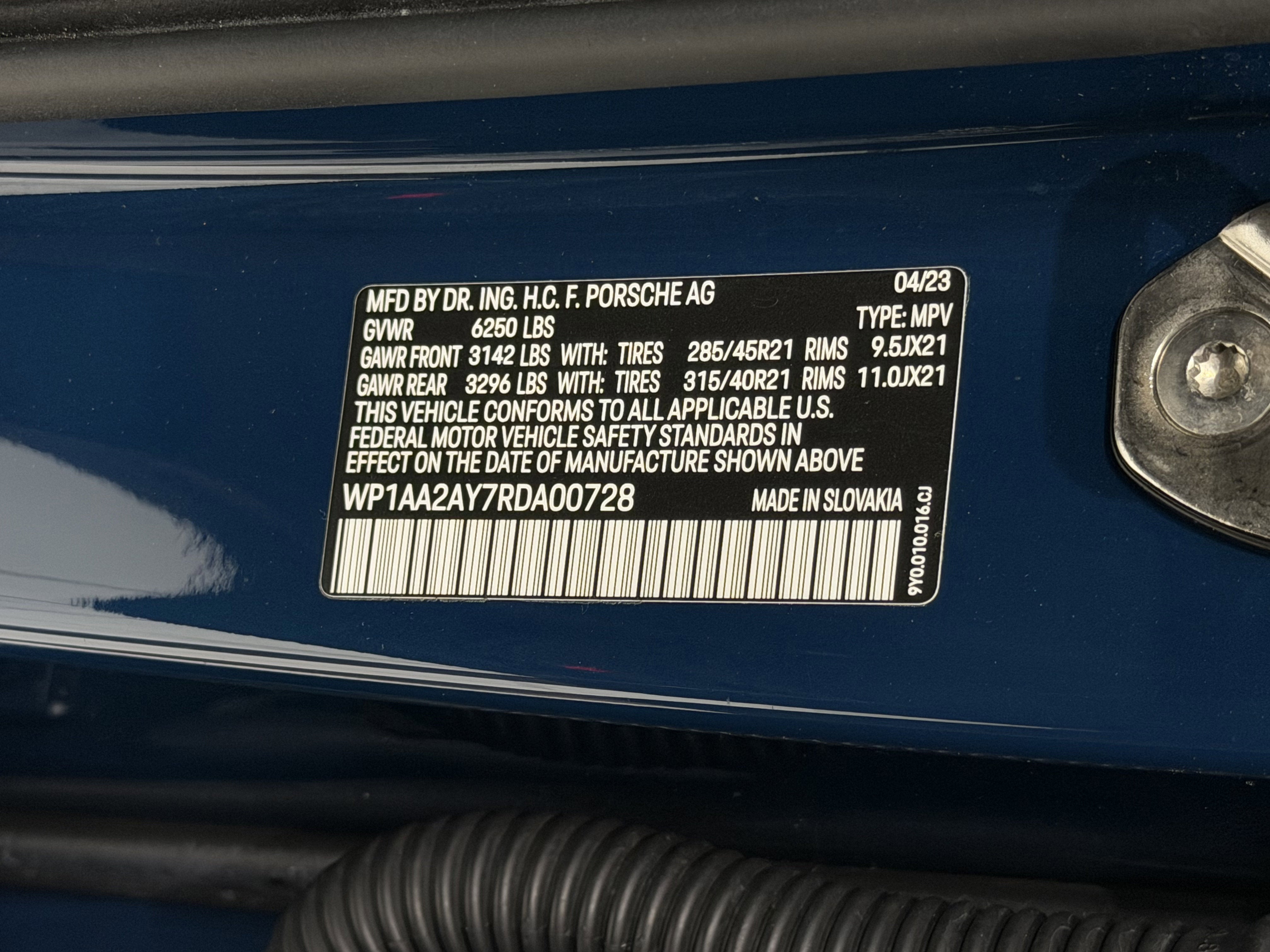 2024 Porsche Cayenne AWD