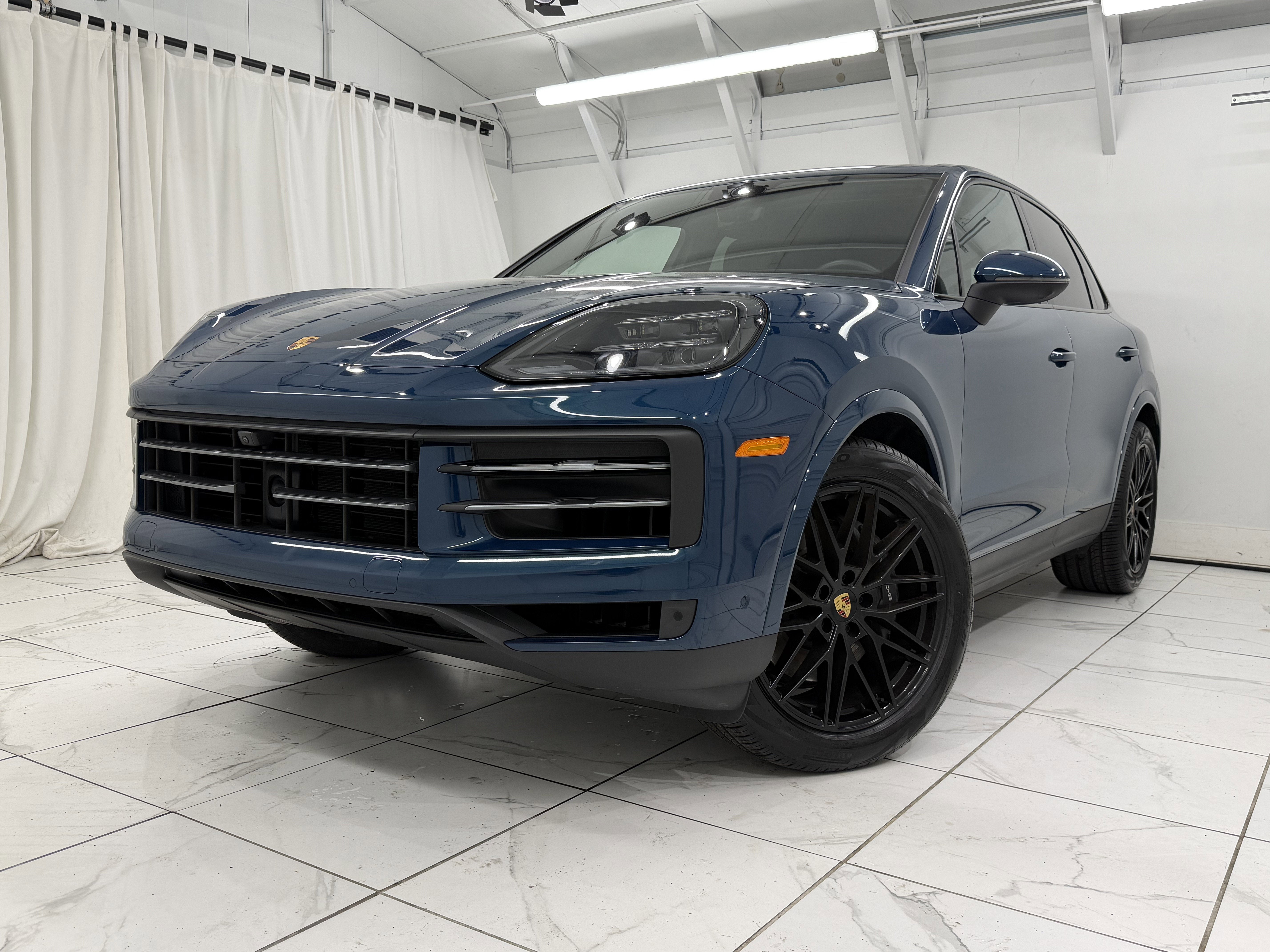 2024 Porsche Cayenne AWD