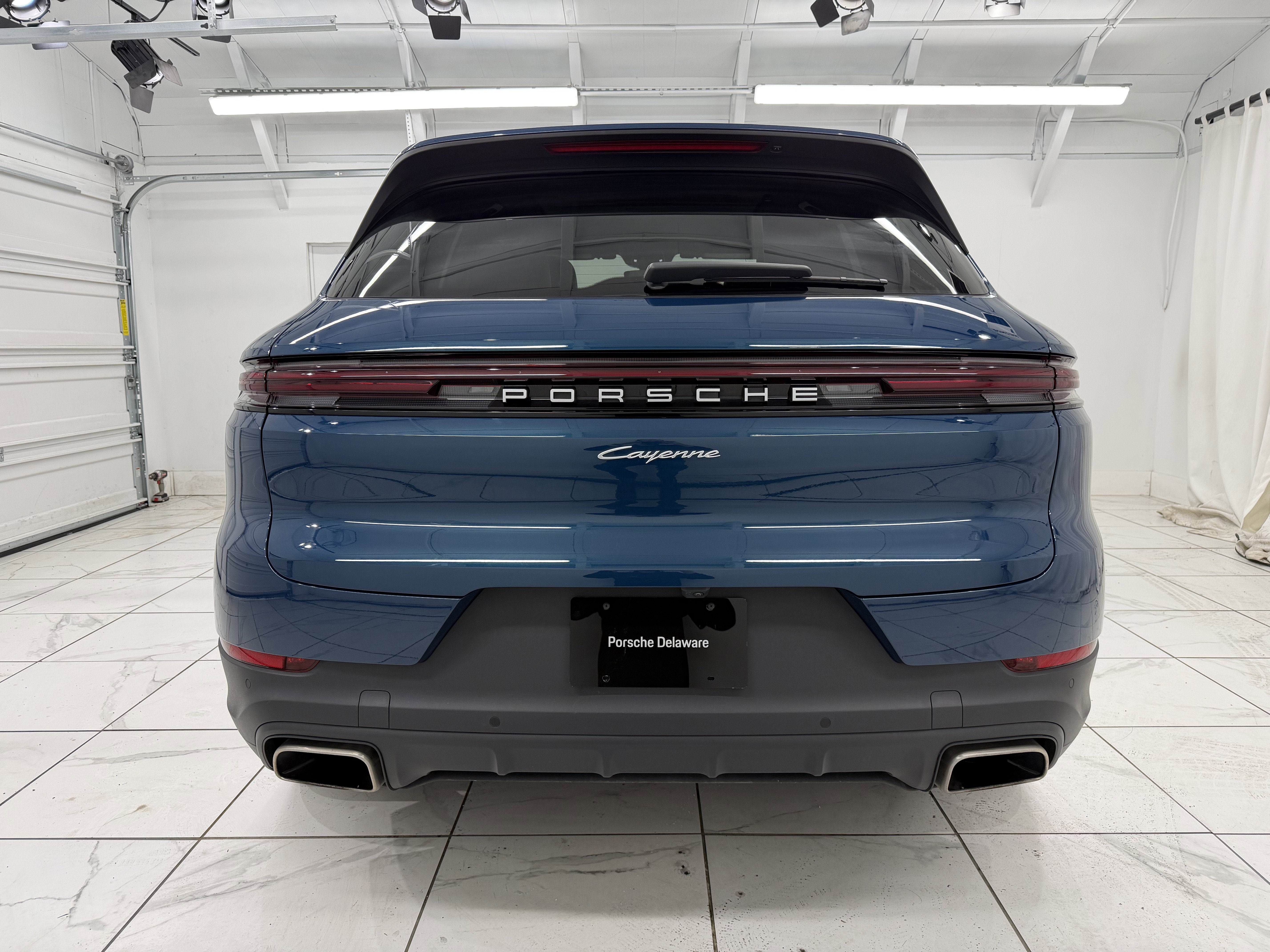 2024 Porsche Cayenne AWD