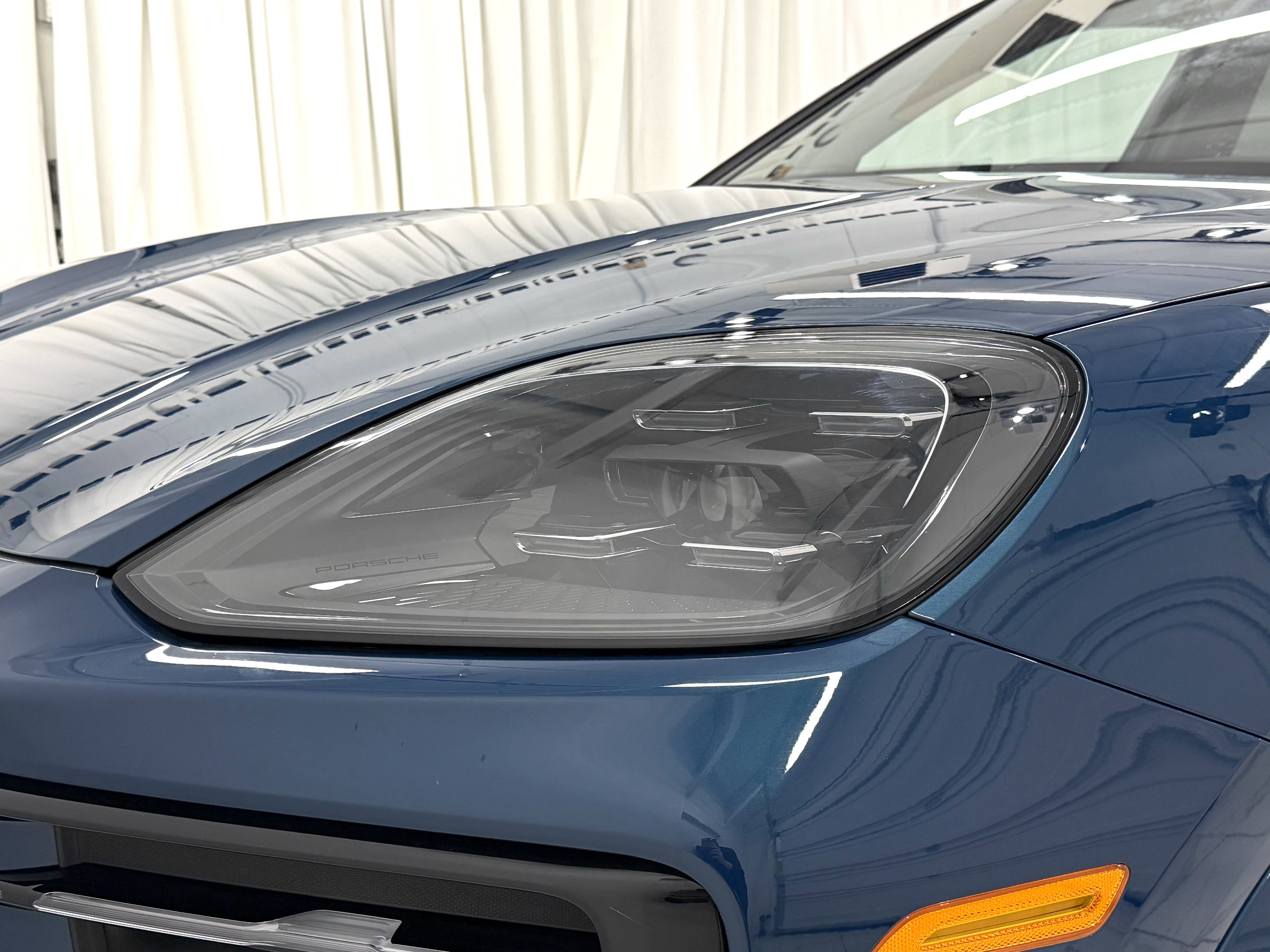 2024 Porsche Cayenne AWD