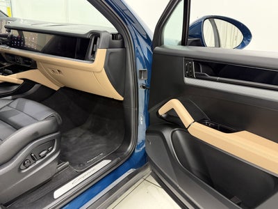 2024 Porsche Cayenne AWD