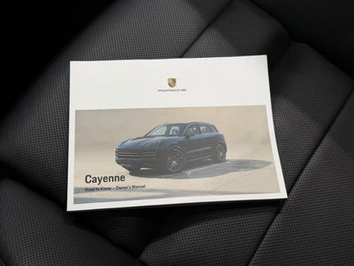 2024 Porsche Cayenne AWD