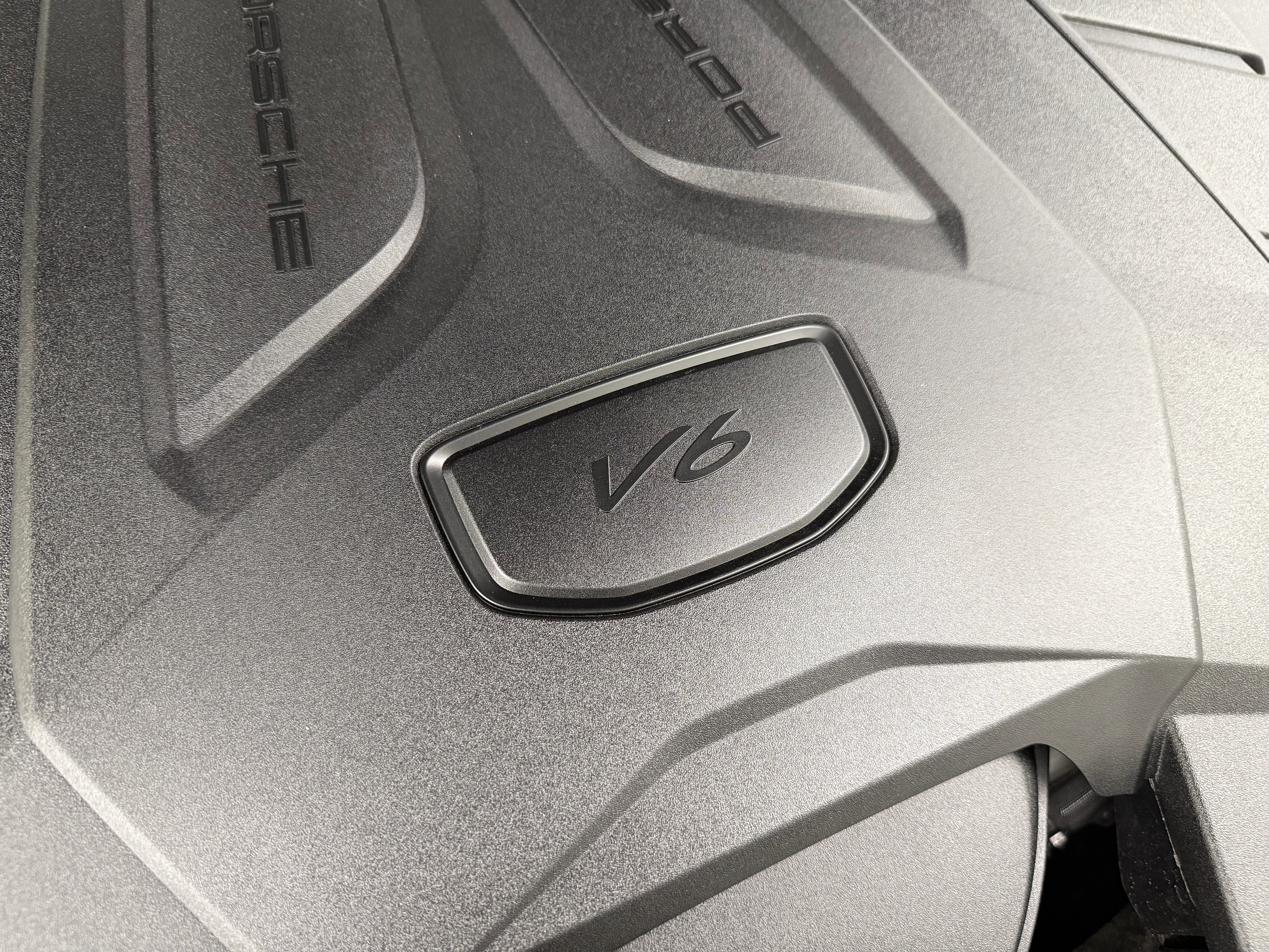 2024 Porsche Cayenne AWD