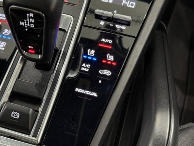 2022 Porsche Cayenne Platinum Edition