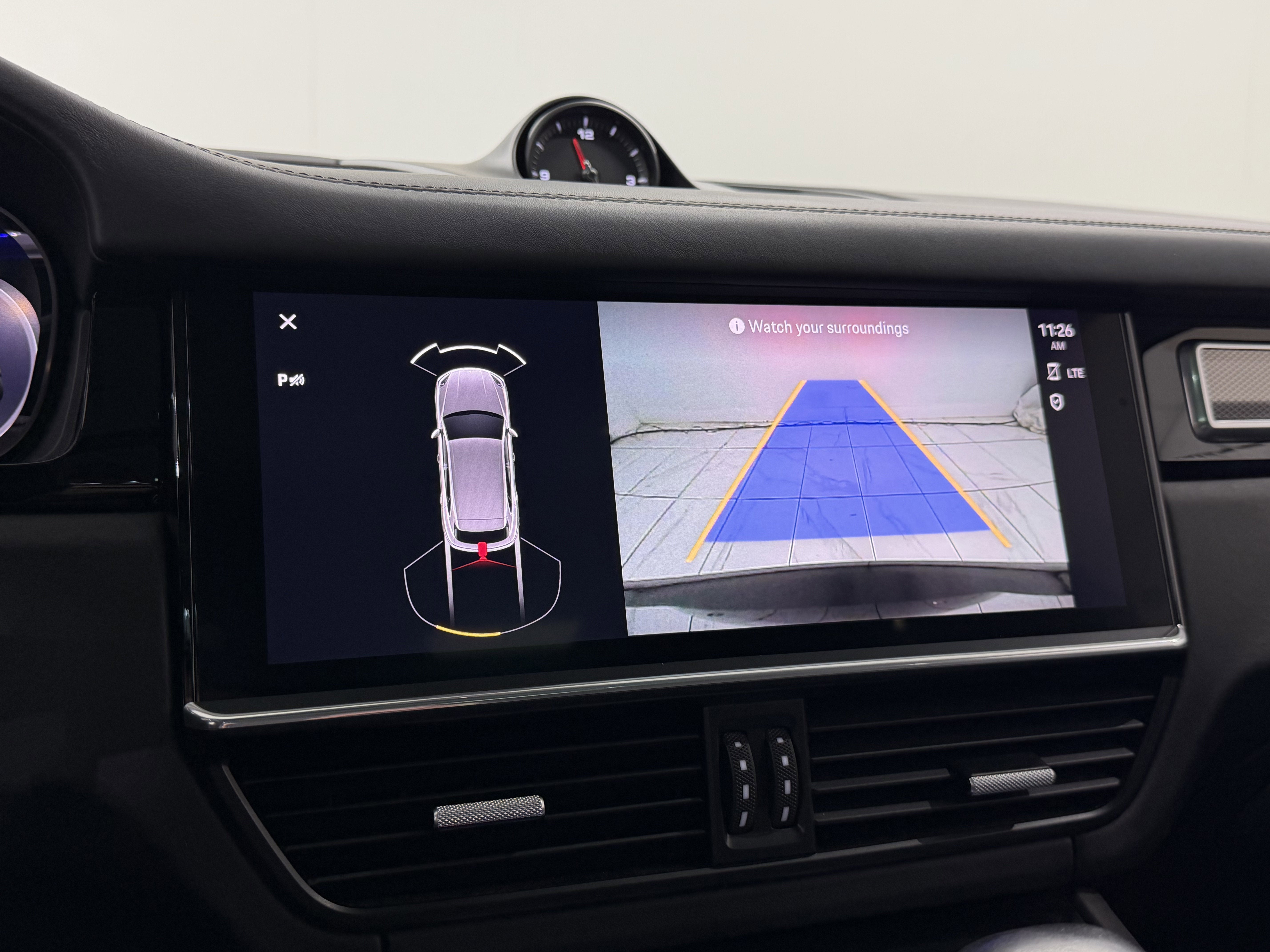 2022 Porsche Cayenne Platinum Edition