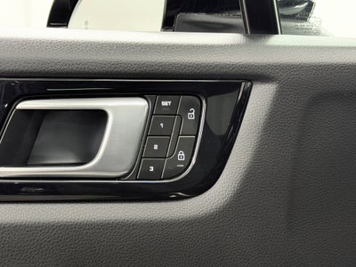 2023 Porsche Cayenne Base