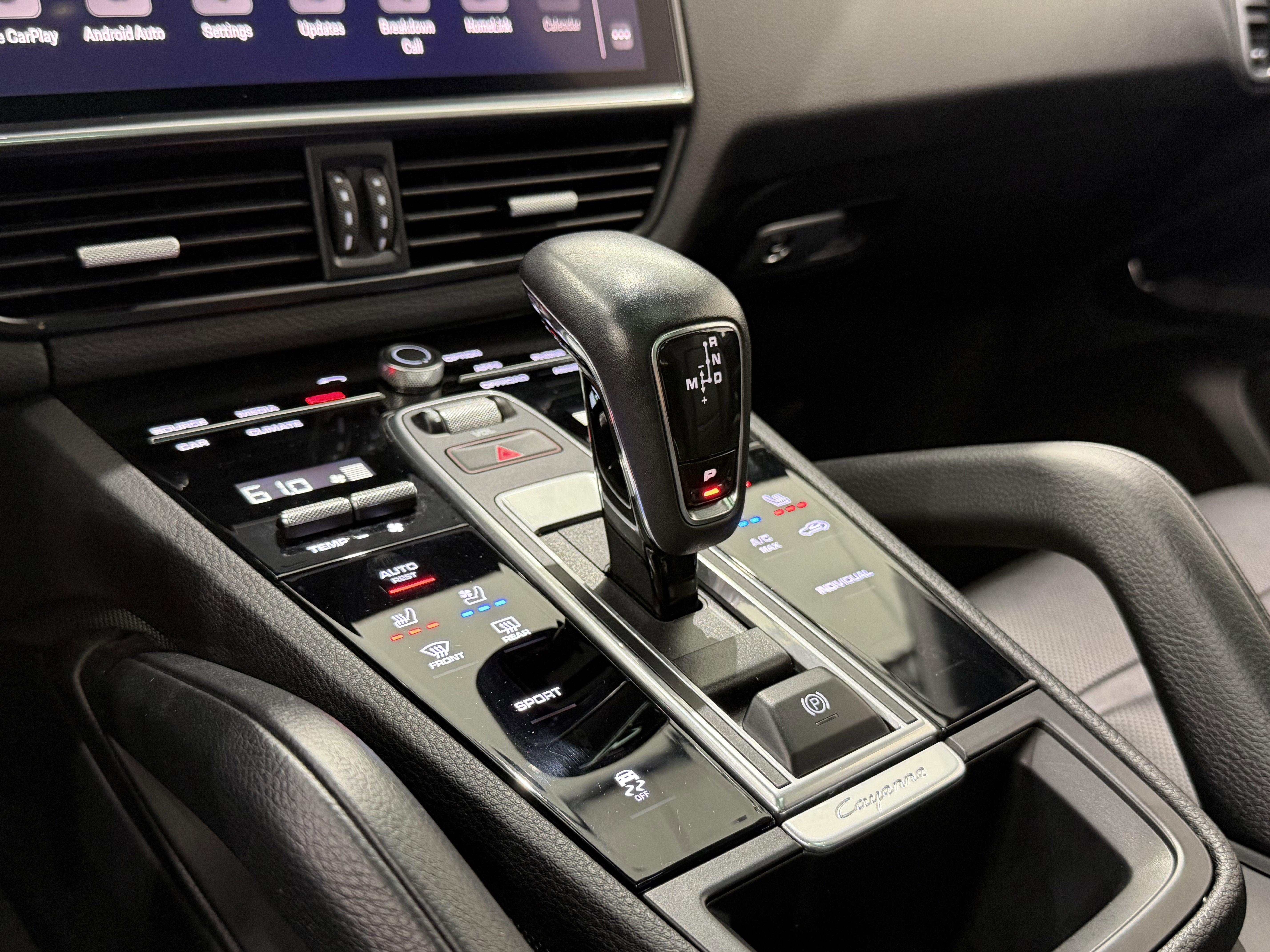 2023 Porsche Cayenne Base