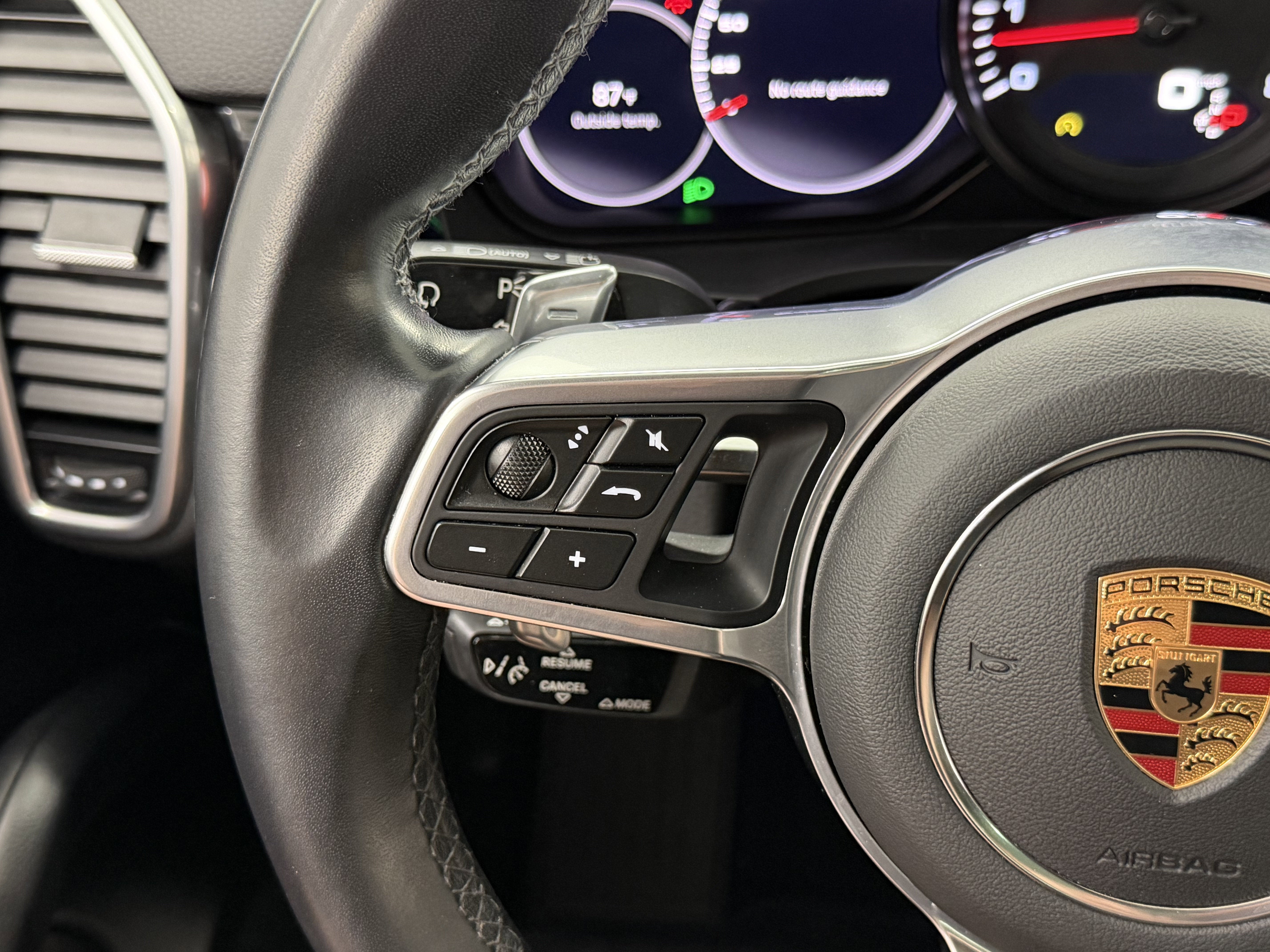 2023 Porsche Cayenne Base