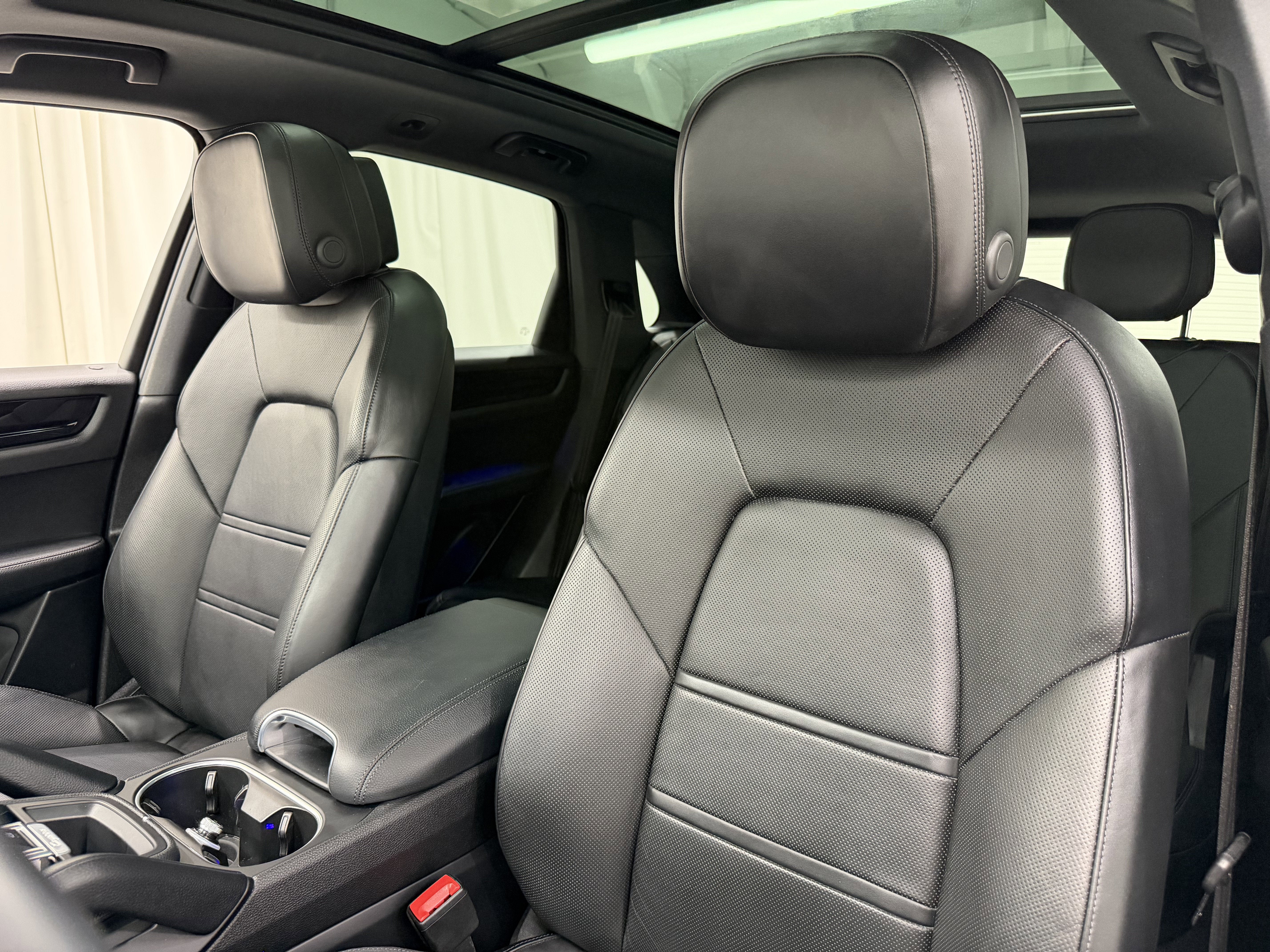 2023 Porsche Cayenne Base