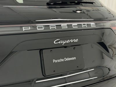 2023 Porsche Cayenne Base