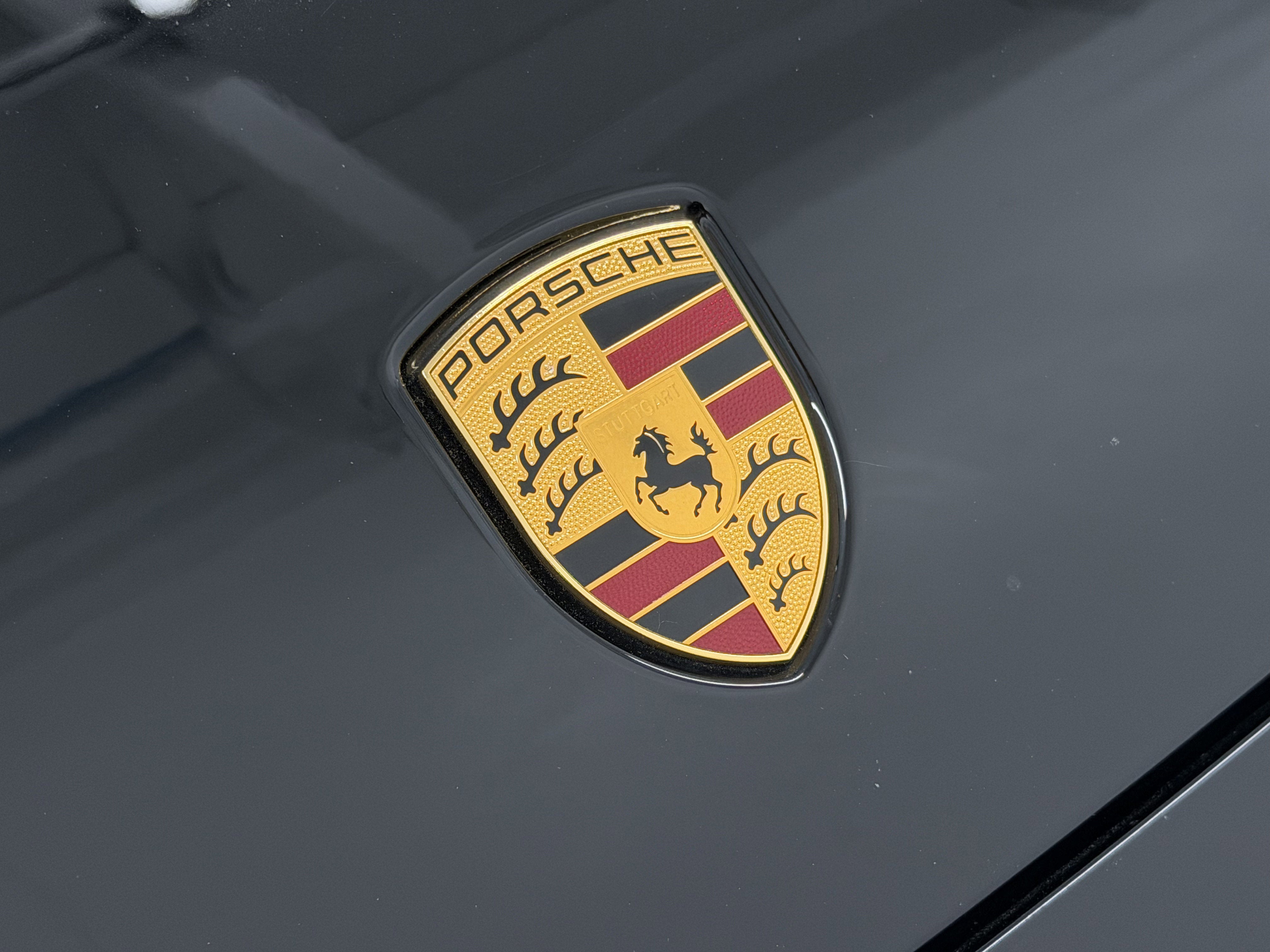 2023 Porsche Cayenne Base