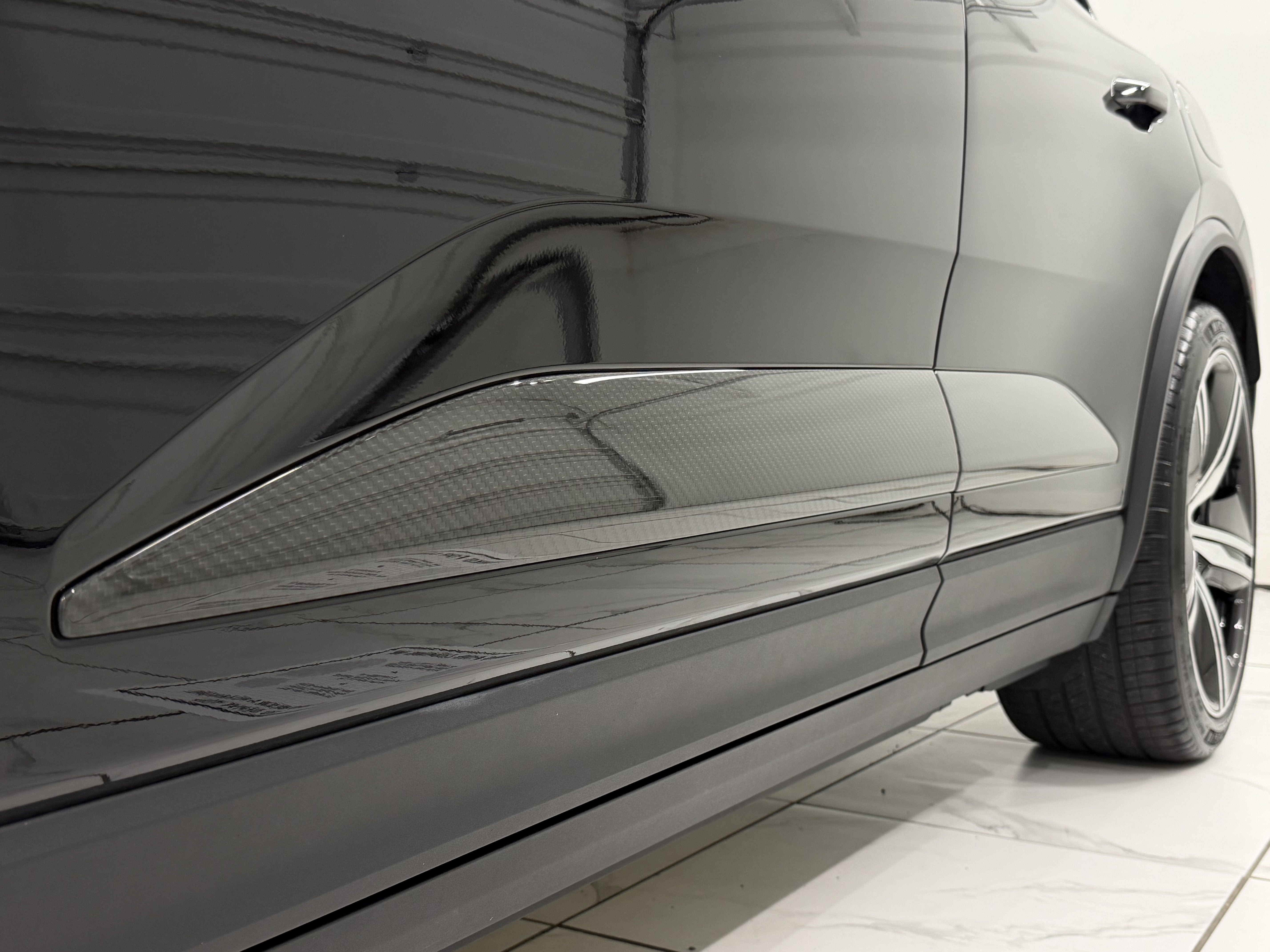 2025 Porsche Macan Electric 4