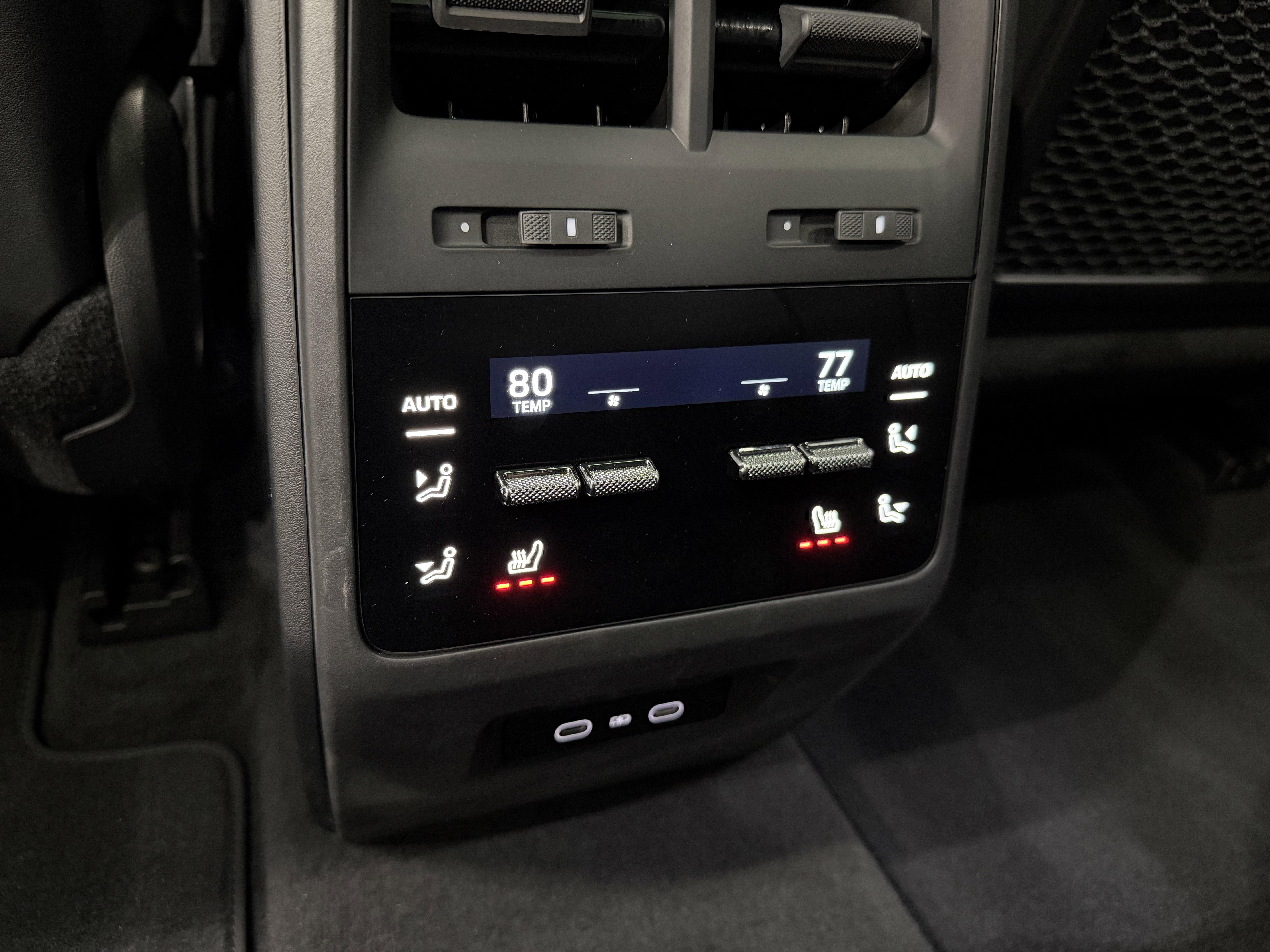 2025 Porsche Macan Electric 4