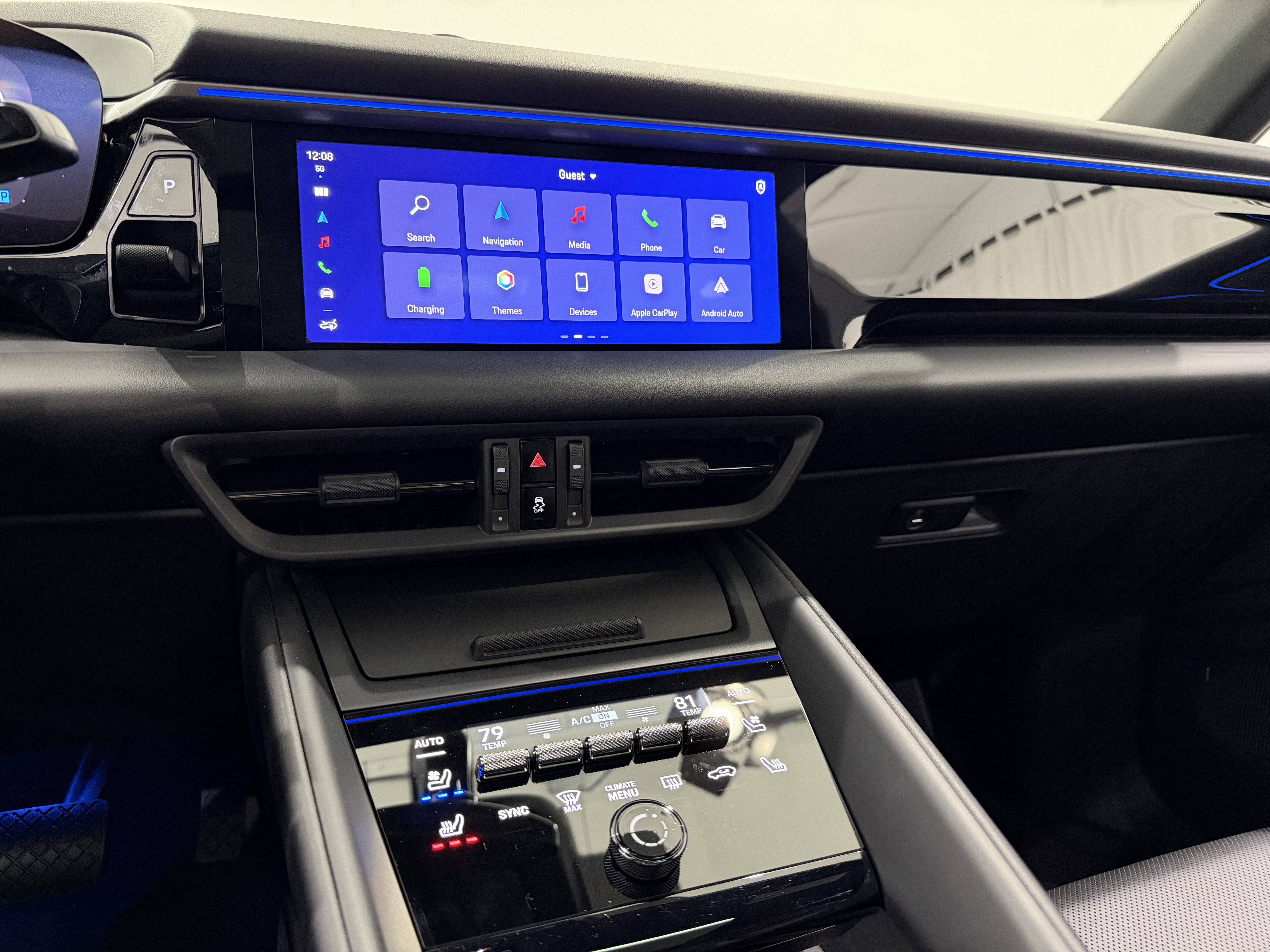 2025 Porsche Macan Electric 4