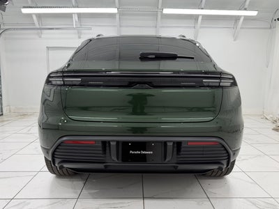 2025 Porsche Macan Electric 4