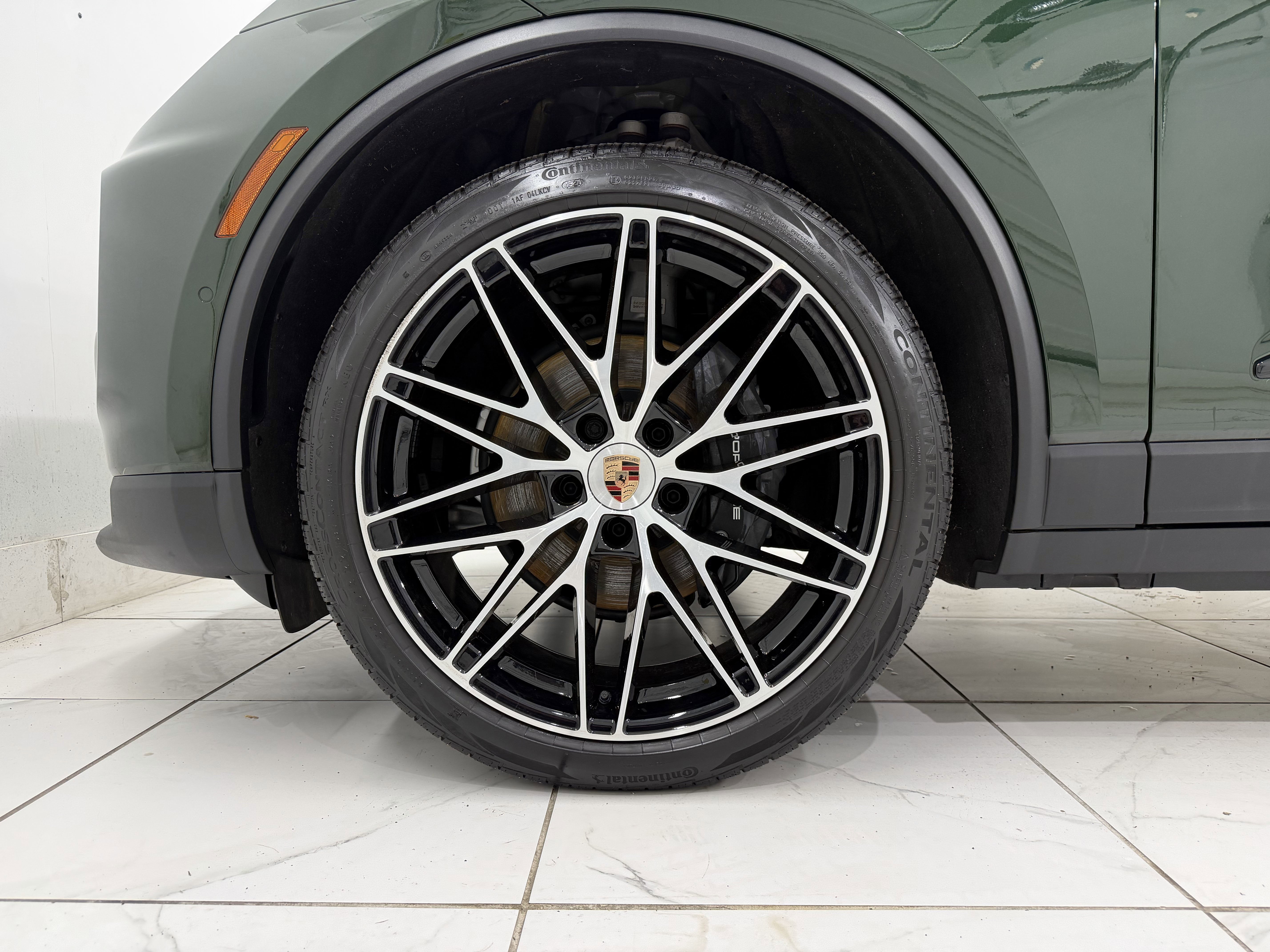 2025 Porsche Macan Electric 4