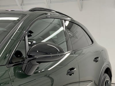 2025 Porsche Macan Electric 4