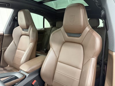 2025 Porsche Macan Electric 4