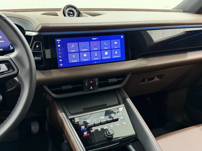 2025 Porsche Macan Electric 4