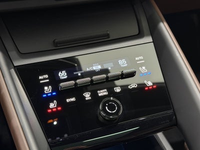 2025 Porsche Macan Electric 4