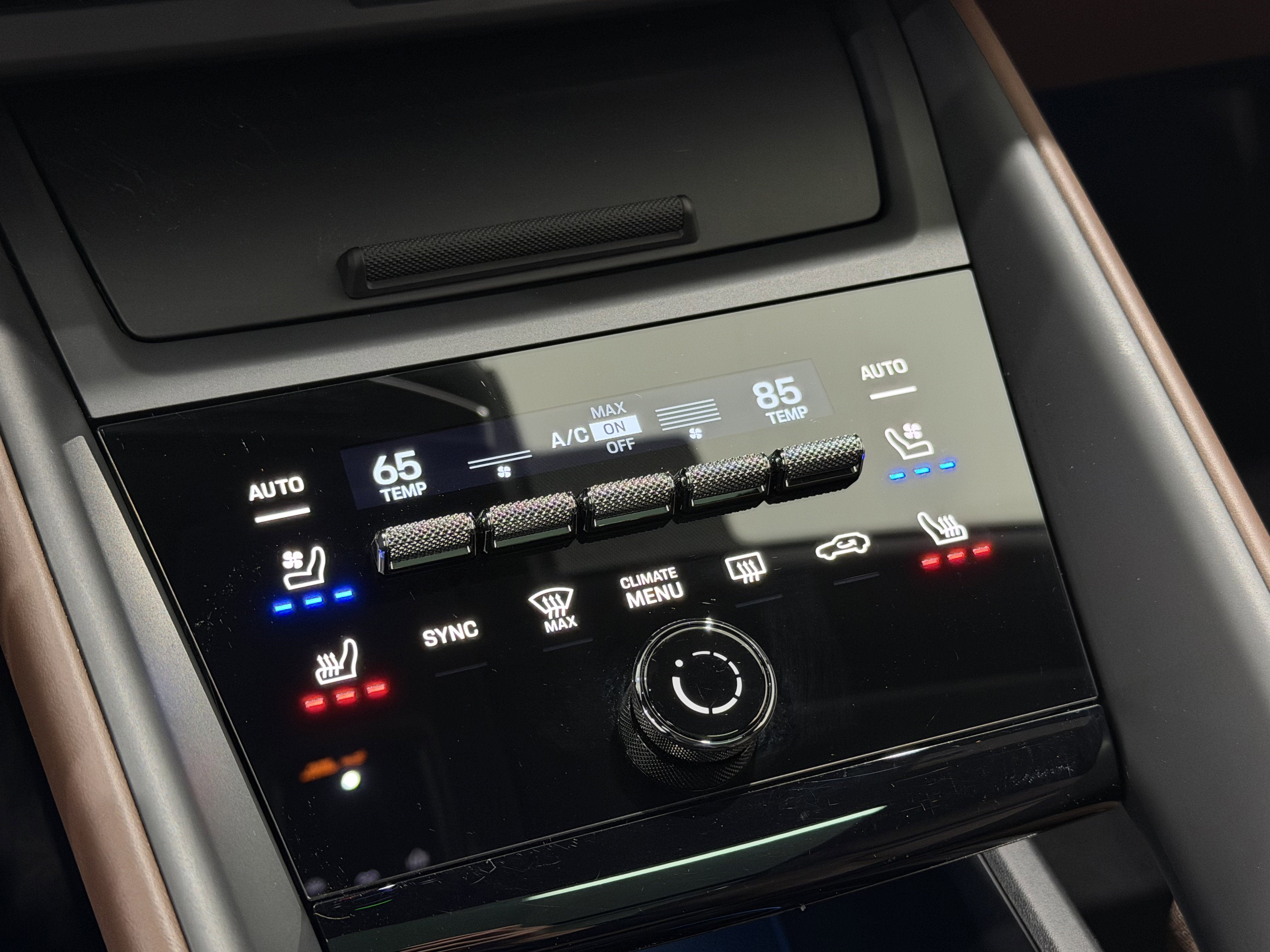 2025 Porsche Macan Electric 4