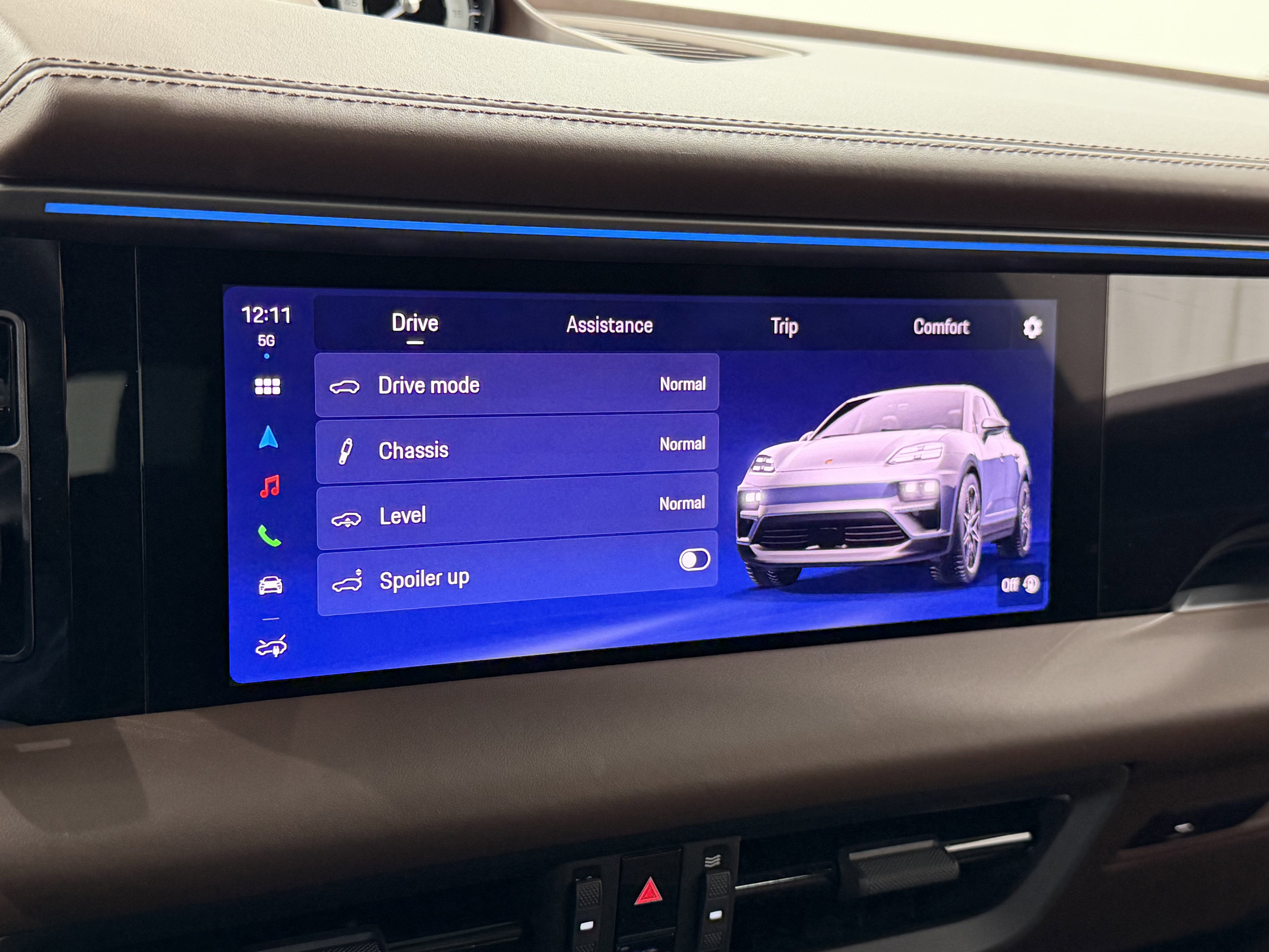 2025 Porsche Macan Electric 4