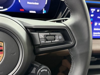 2025 Porsche Macan Electric 4