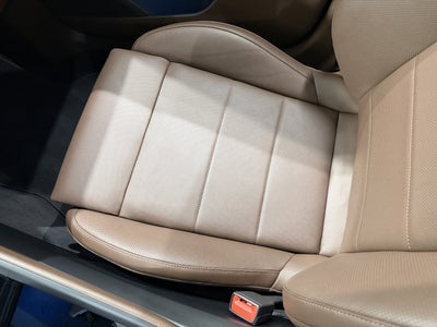 2025 Porsche Macan Electric 4